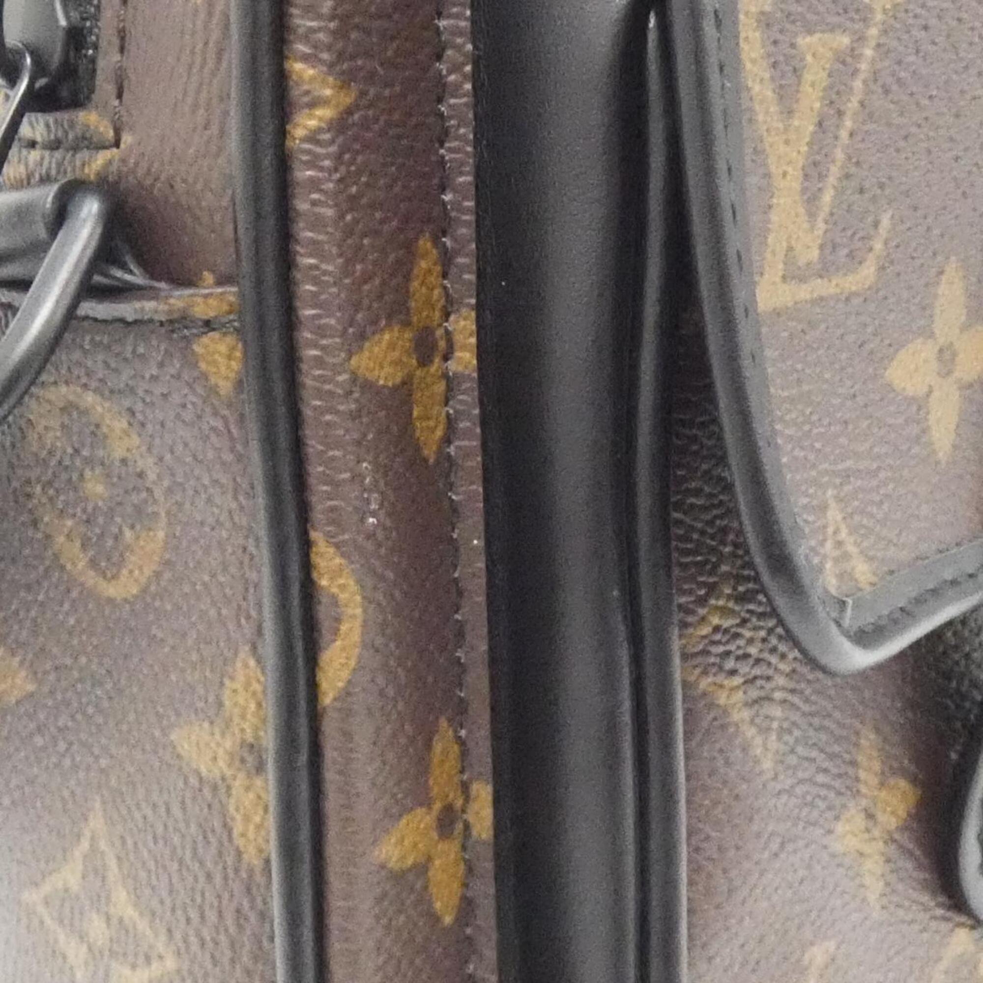Louis Vuitton Marron Coated Canvas Shoulder Bag (Pre-Owned)