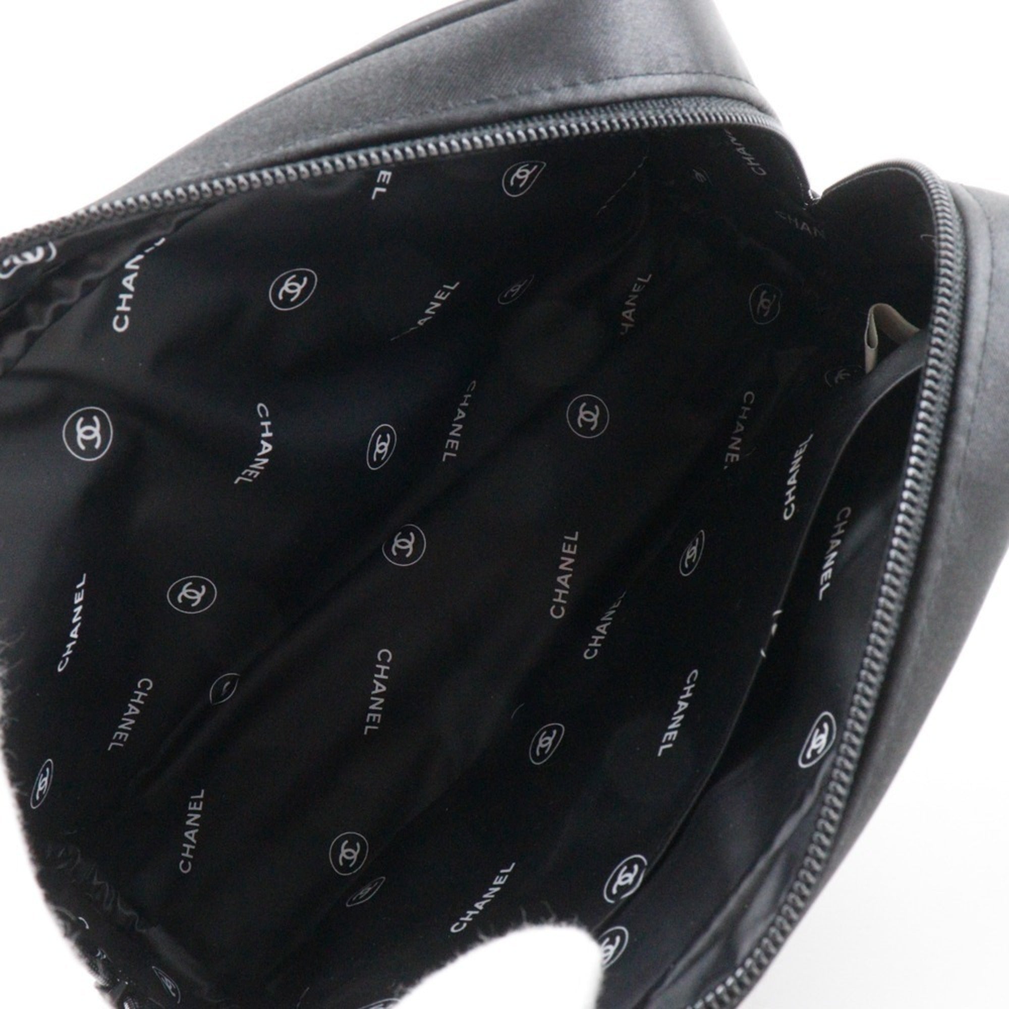 Chanel Black Nylon Pouch (Pre-Owned)