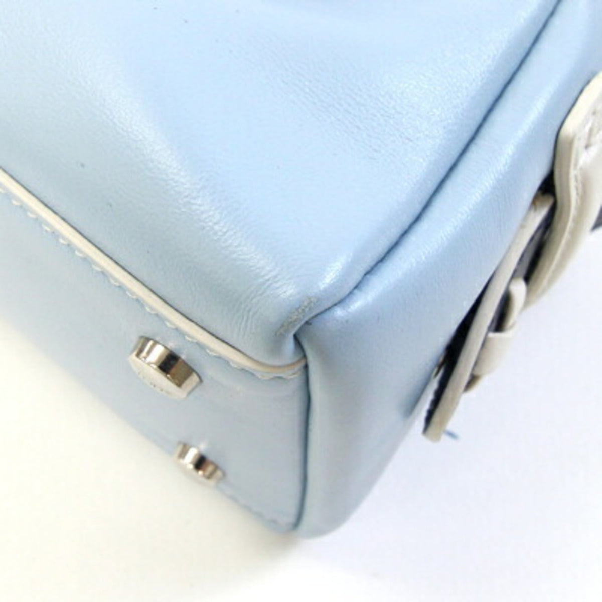 Tod's Light Blue Navy Leather Handbag (Pre-Owned)