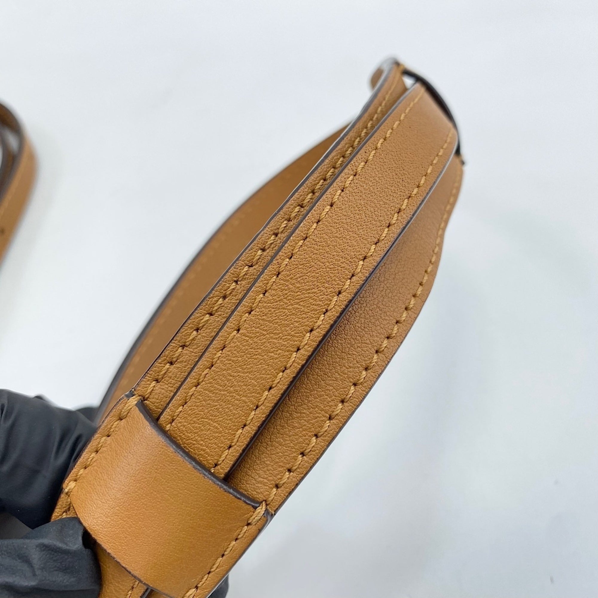 Mcm Brown Handbag (Pre-Owned)