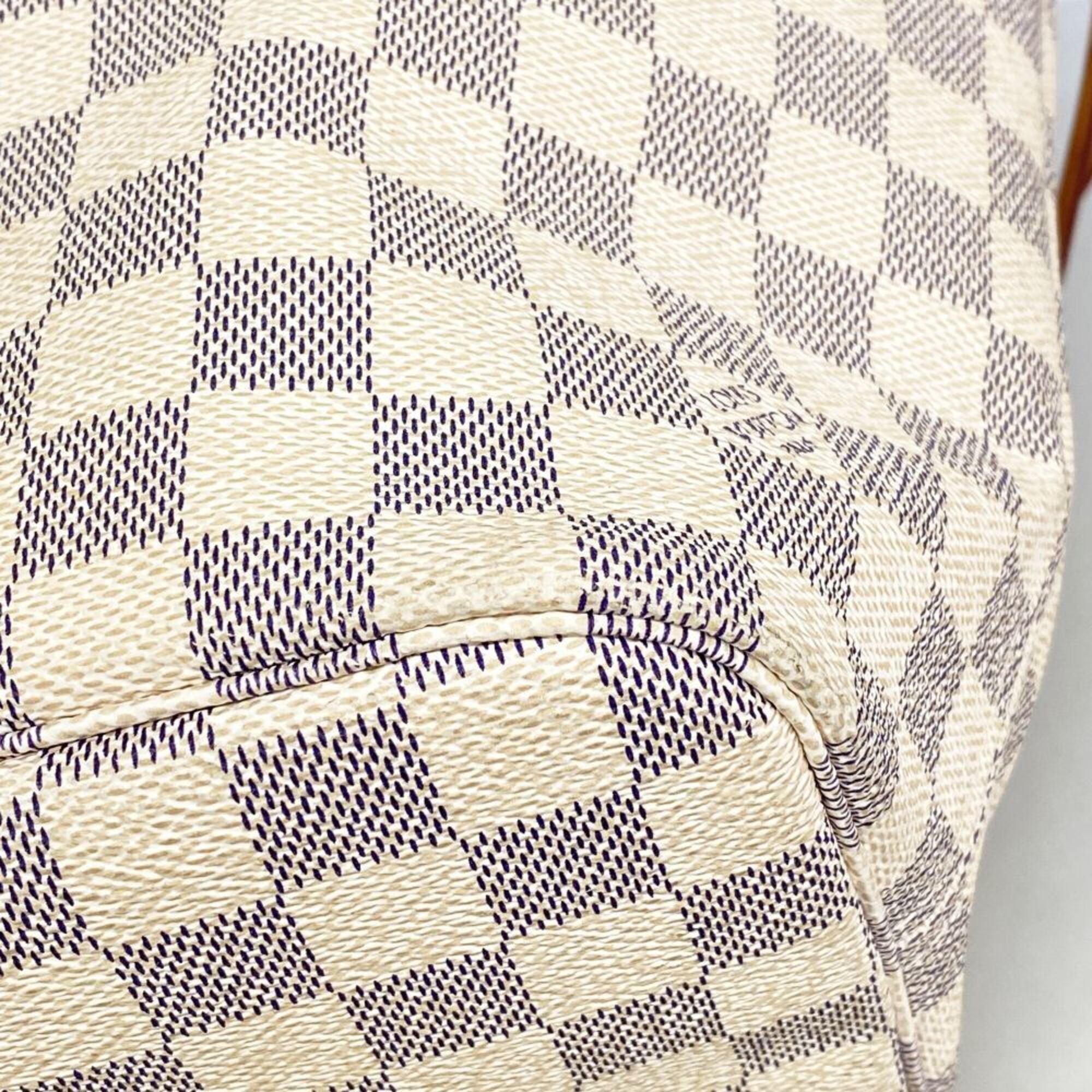 Louis Vuitton White Tote Bag (Pre-Owned)