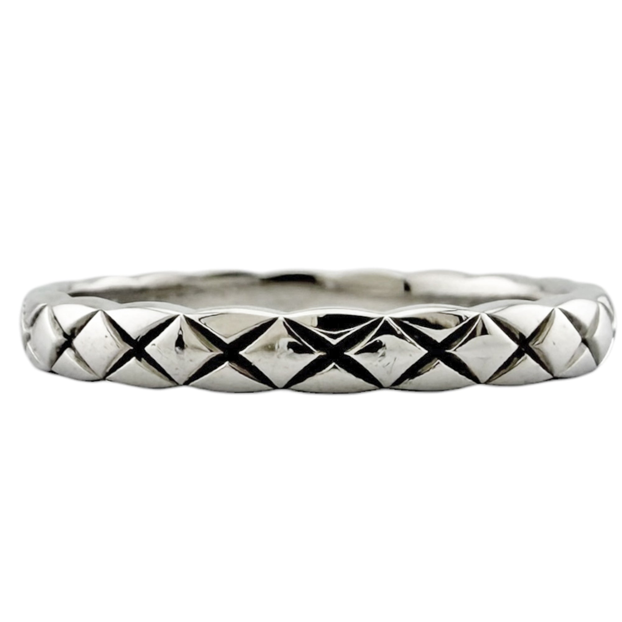 Chanel Platinum 950 Band Ring (Pre-Owned)