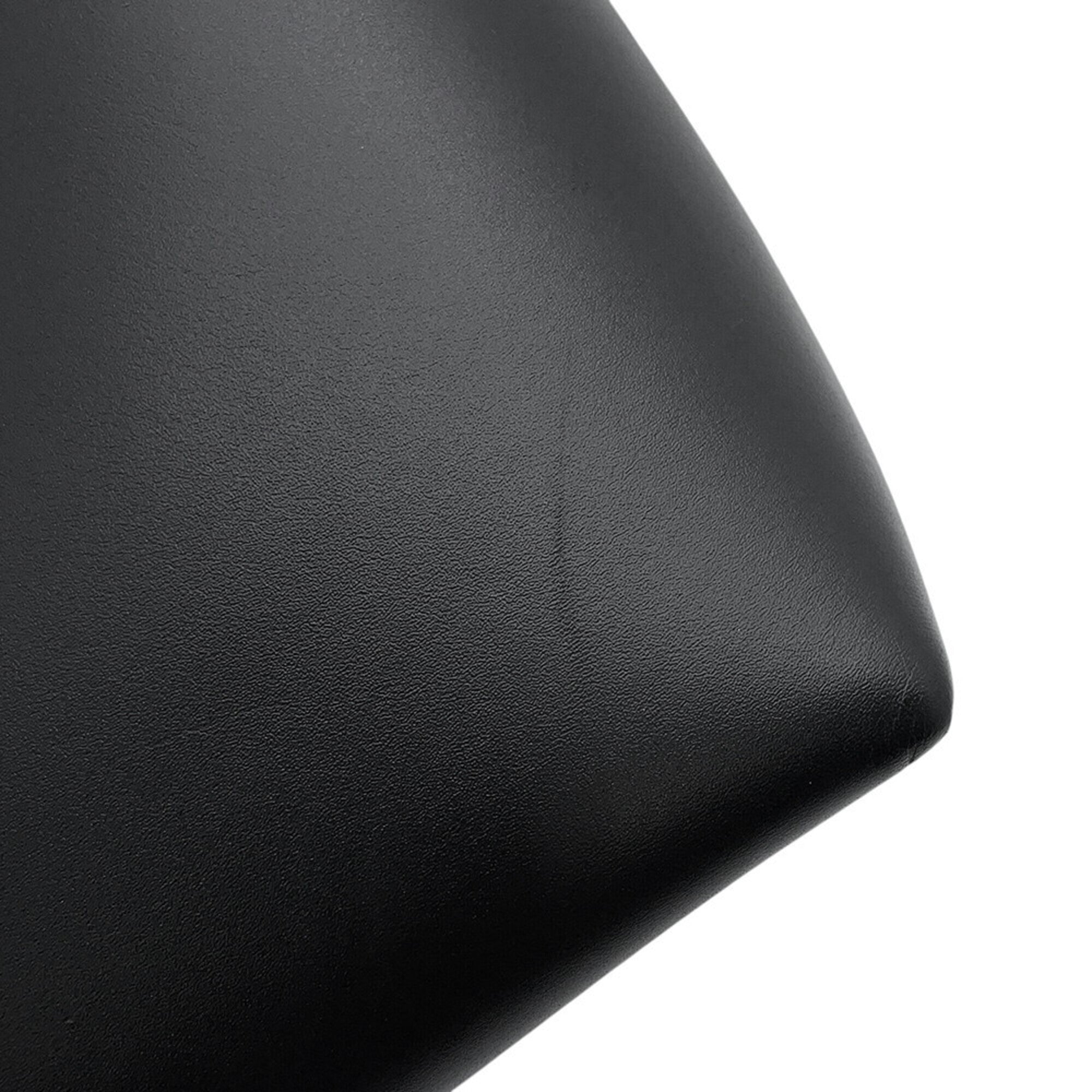 Yves Saint Laurent Black Leather Handbag (Pre-Owned)
