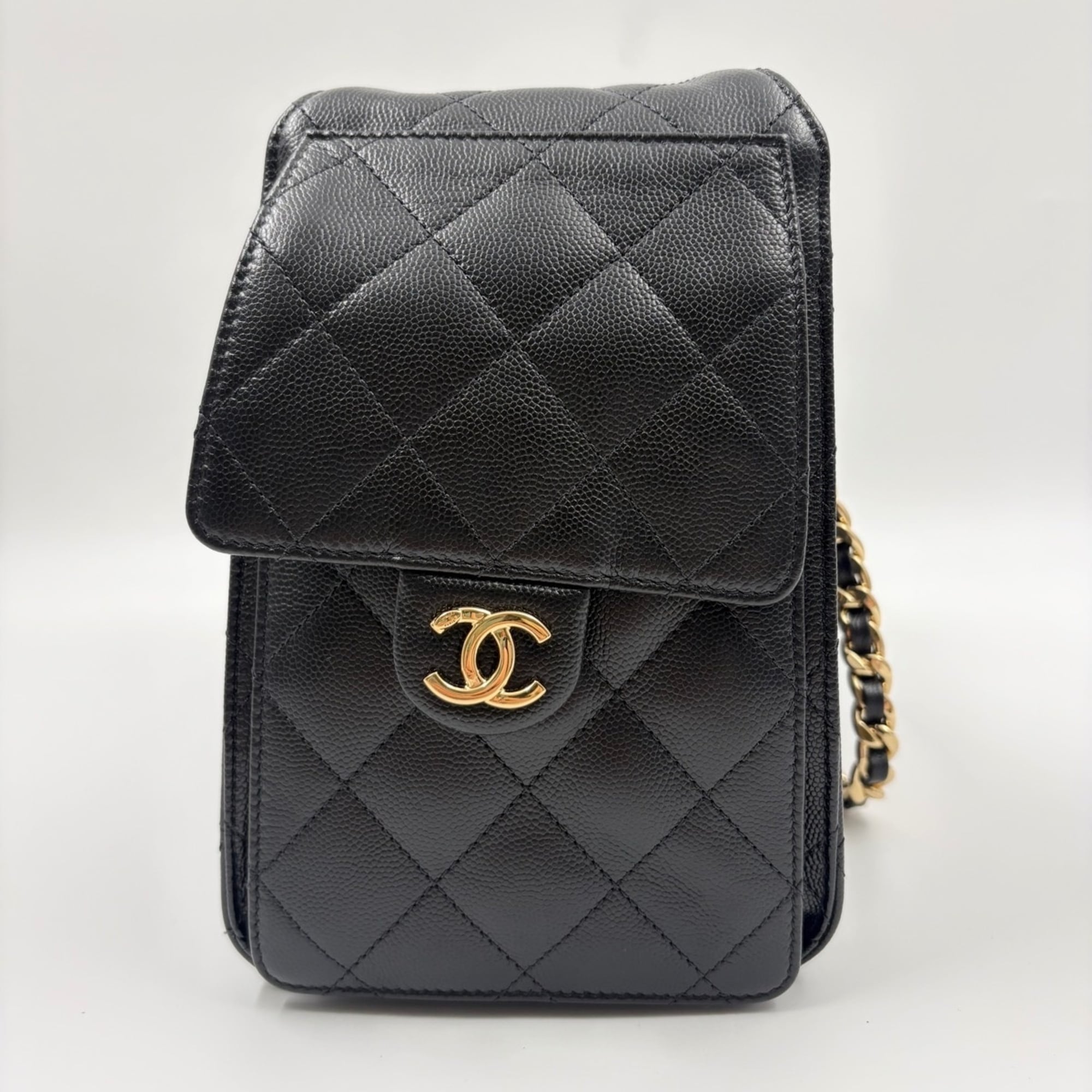 Chanel Black Handbag (Pre-Owned)