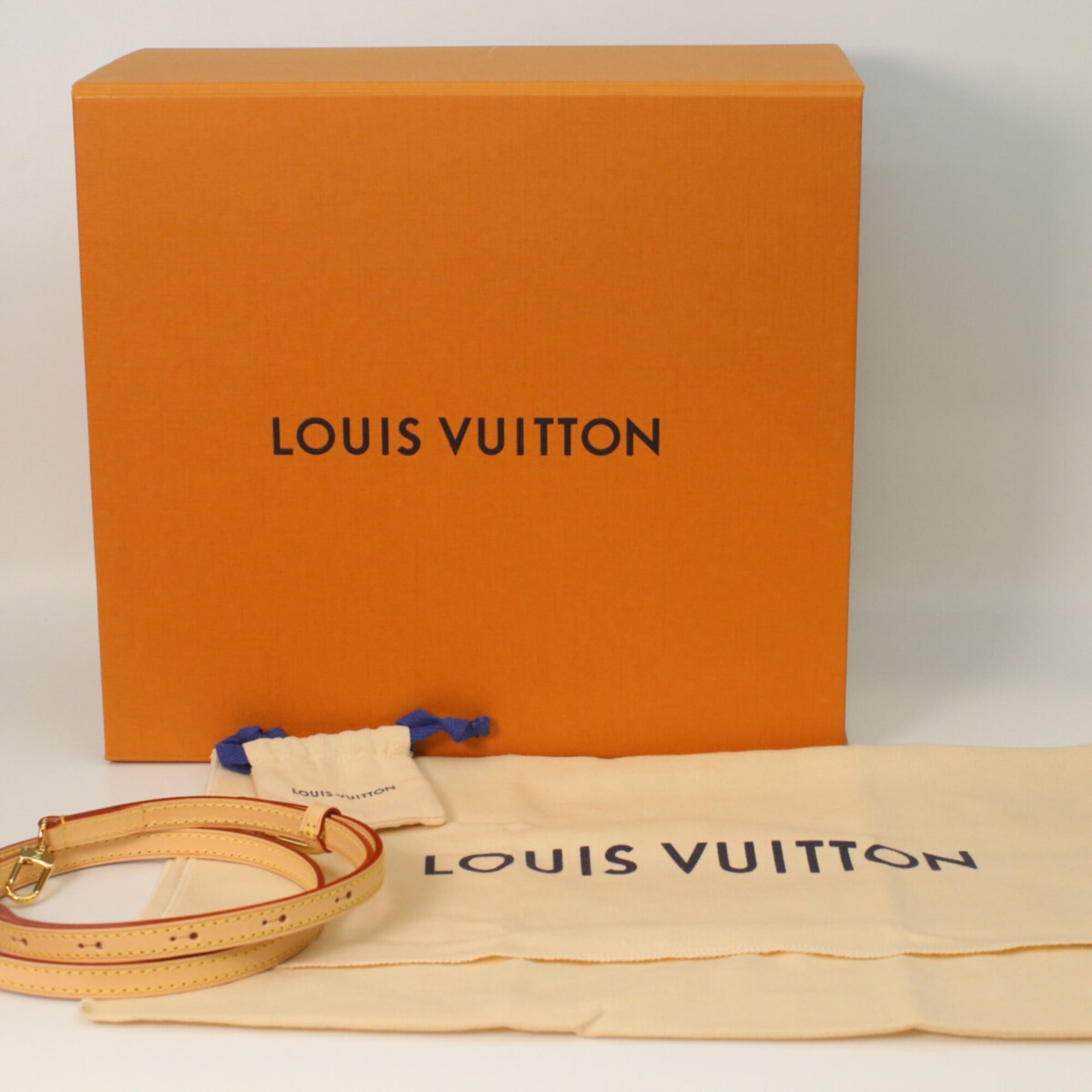 Louis Vuitton Monogram Brown Monogram Handbag (Pre-Owned)