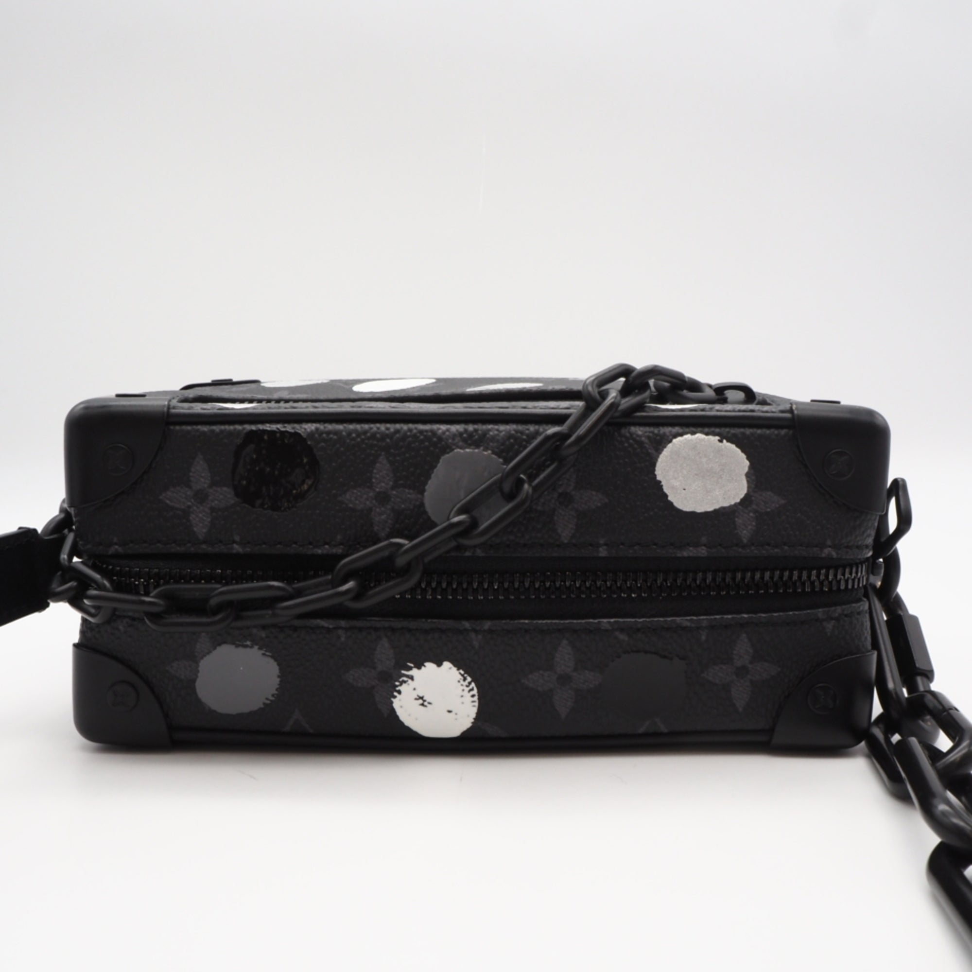 Louis Vuitton Black White Leather Shoulder Bag (Pre-Owned)
