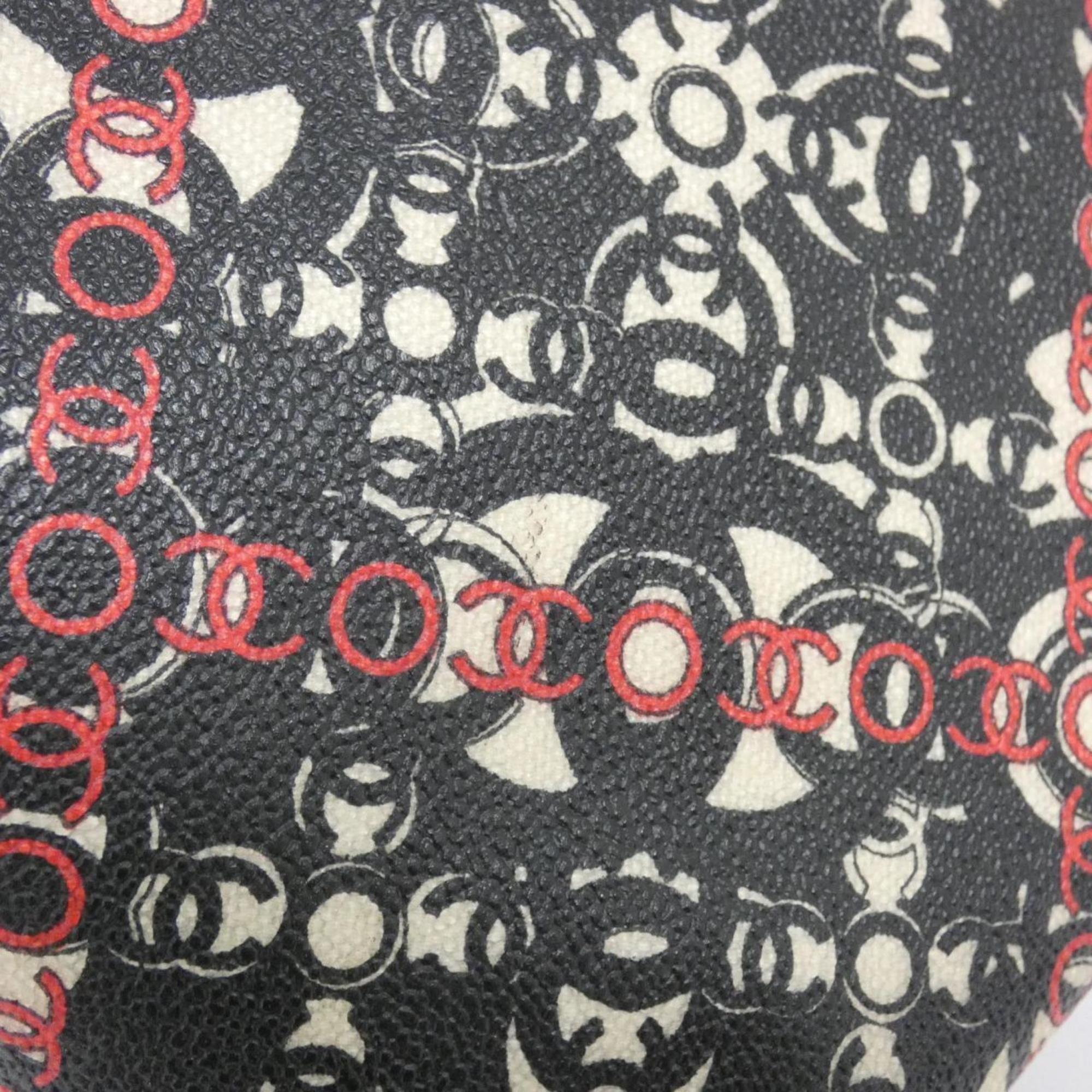 Chanel Black Coated Canvas Handbag (Pre-Owned)