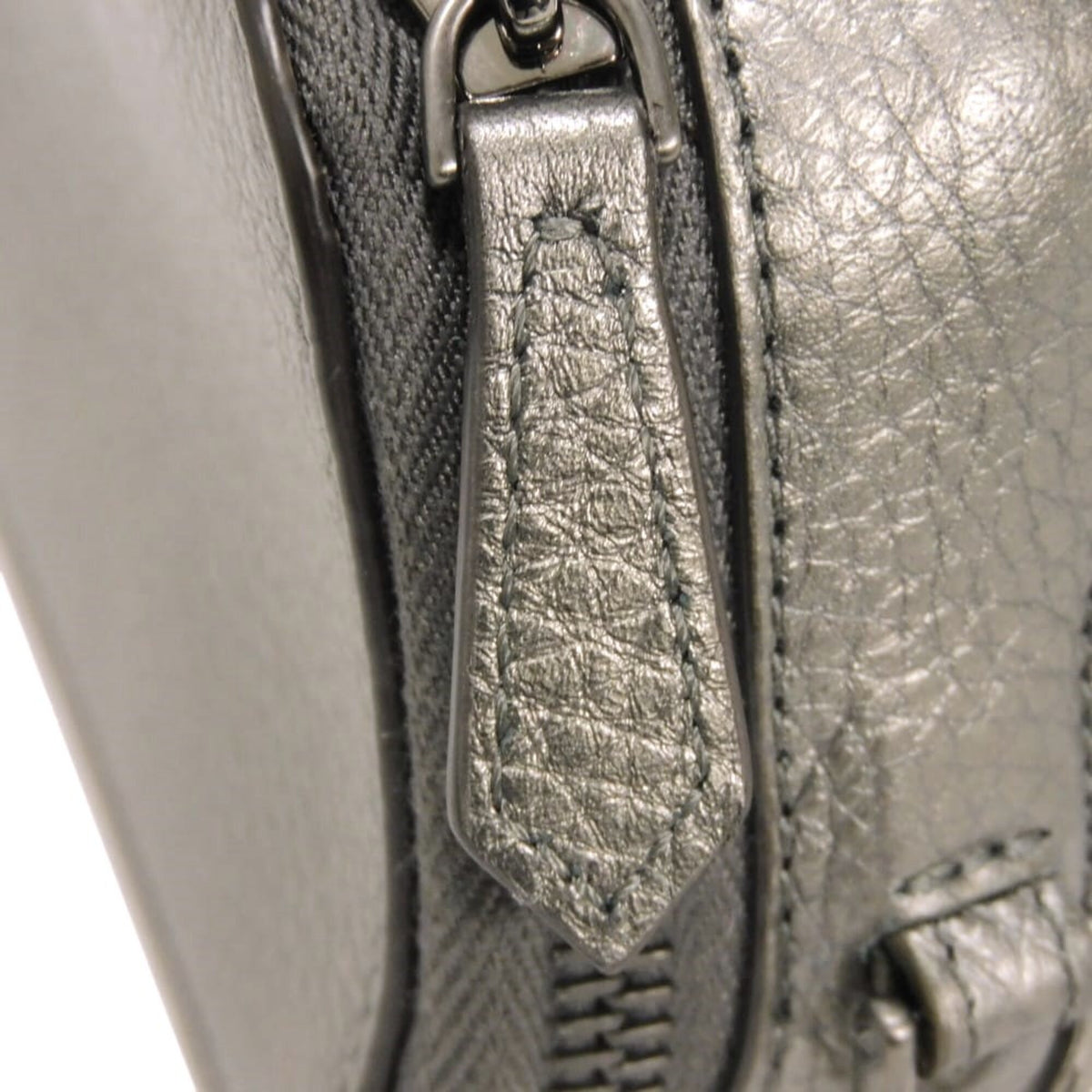 Fendi Gunmetal Shoulder Bag (Pre-Owned)