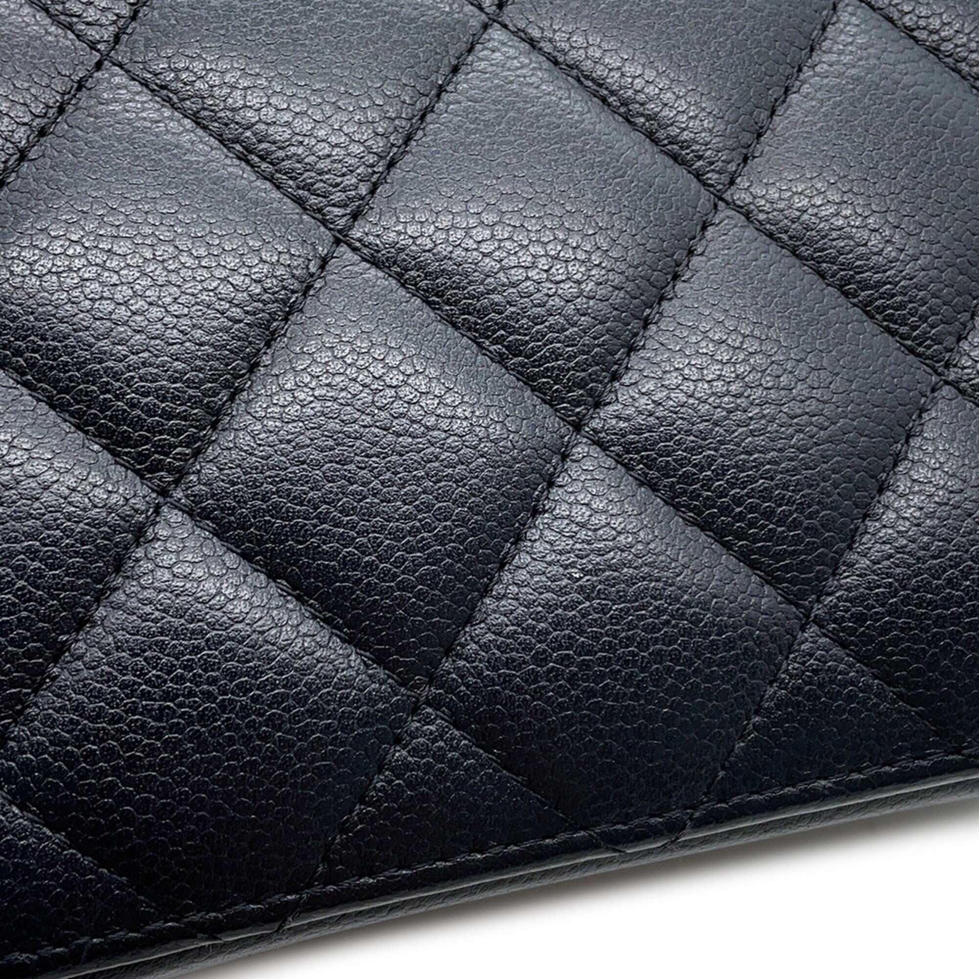 Chanel Matelasse Black Grained Calfskin Handbag Shoulder Bag (Pre-Owned)
