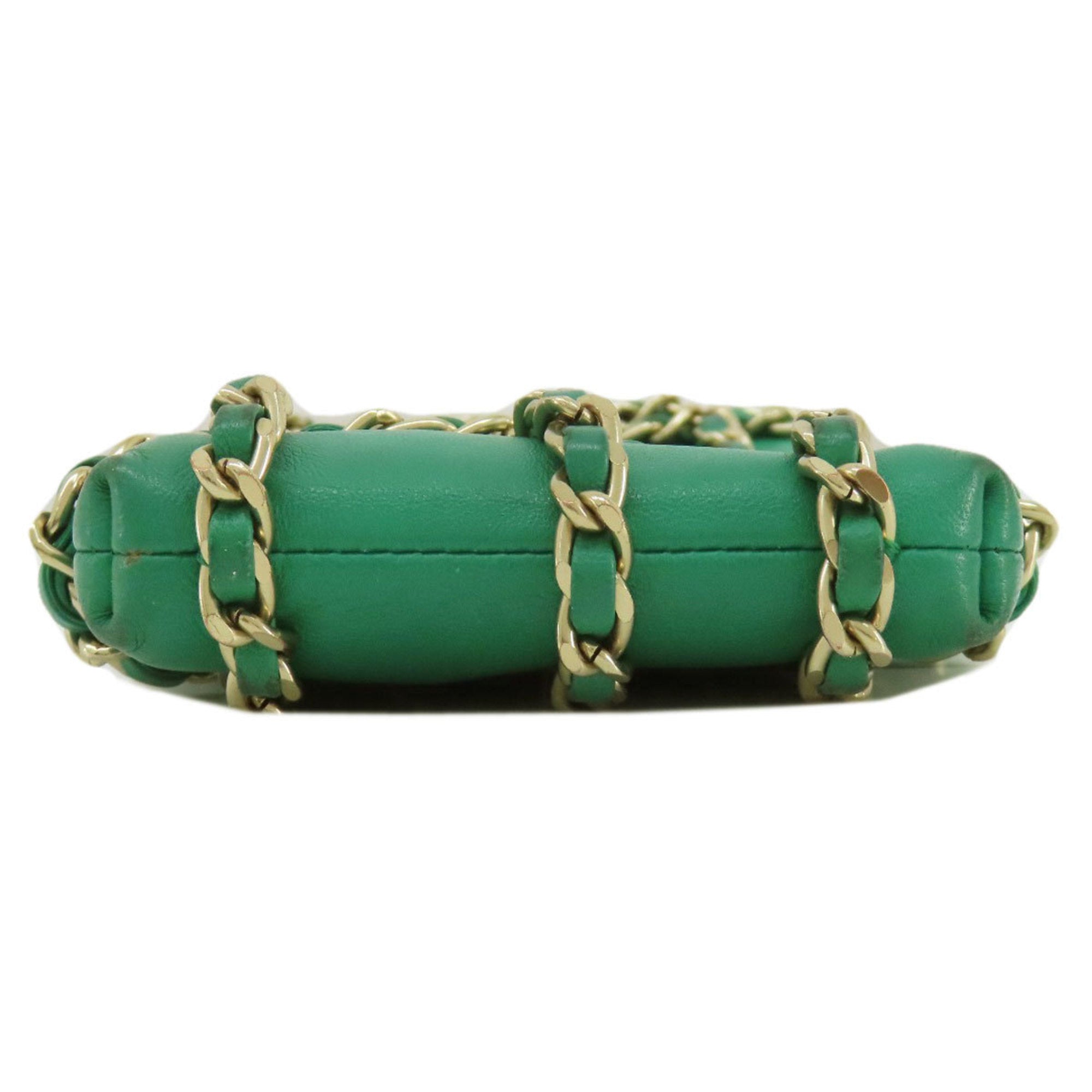 Chanel Green Leather Shoulder Bag (Pre-Owned)