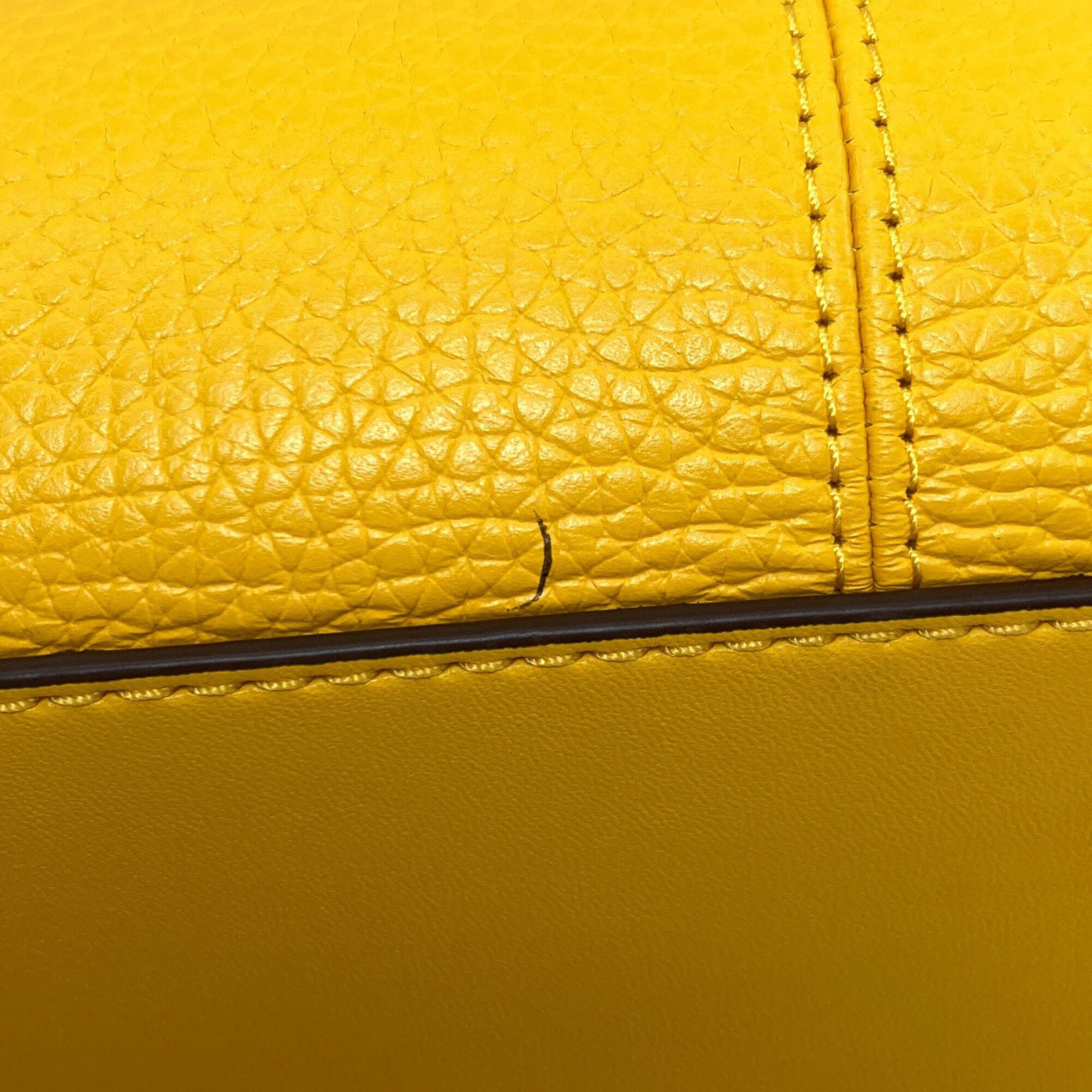 Michael Kors Yellow Leather Handbag (Pre-Owned)