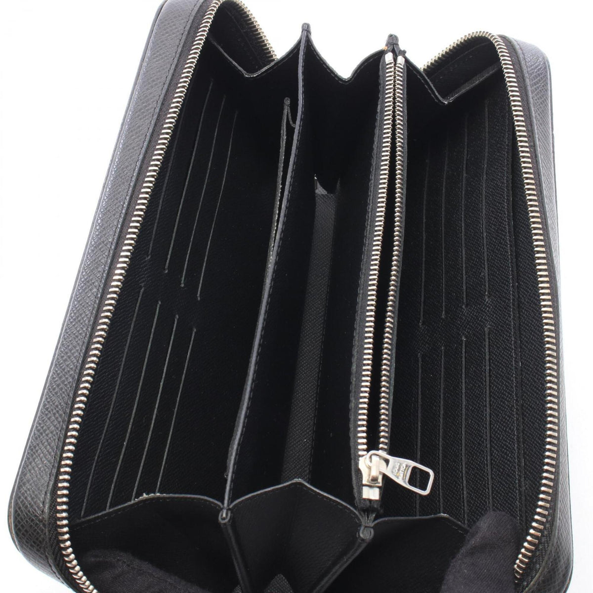 Louis Vuitton Ardoise Black Taiga Leather Long Wallet (Bi-Fold) (Pre-Owned)