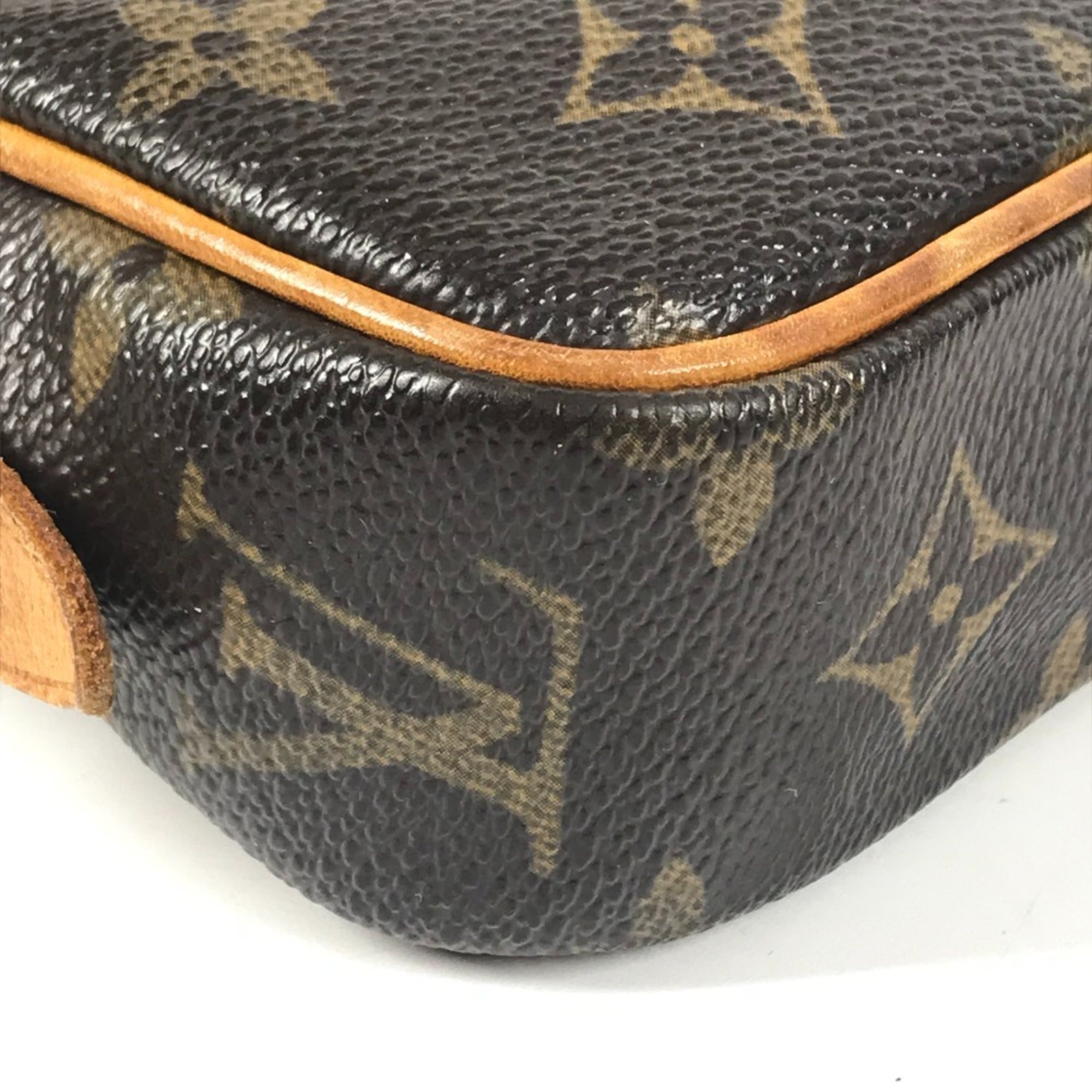 Louis Vuitton Brown Monogram Canvas Pochette Shoulder Bag (Pre-Owned)
