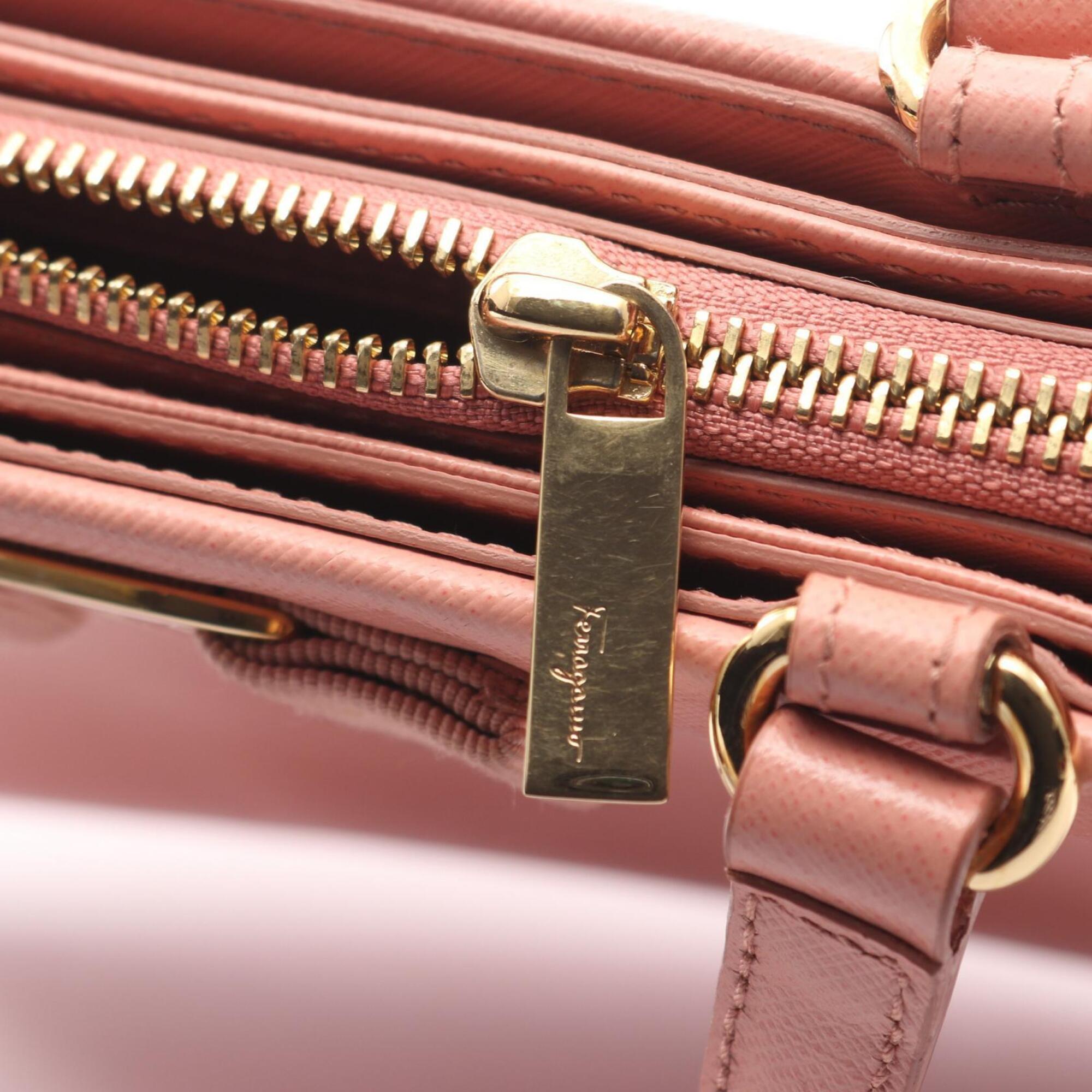 Salvatore Ferragamo Pink Leather Handbag (Pre-Owned)