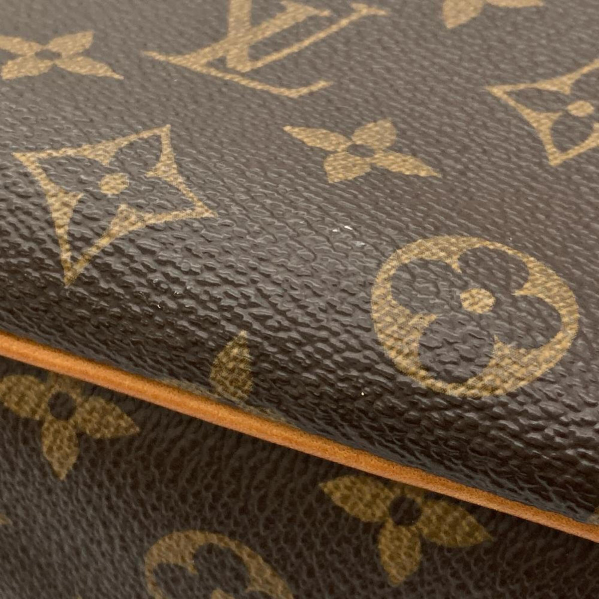 Louis Vuitton Brown Monogram Canvas Shoulder Bag (Pre-Owned)