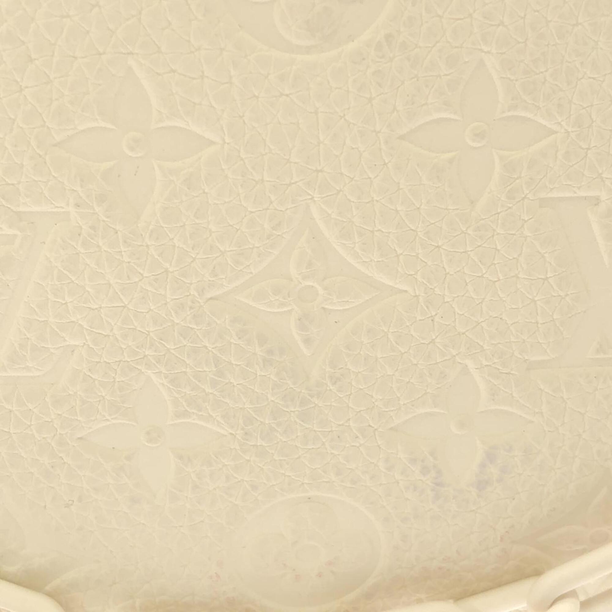 Louis Vuitton White Leather Handbag Pochette (Pre-Owned)