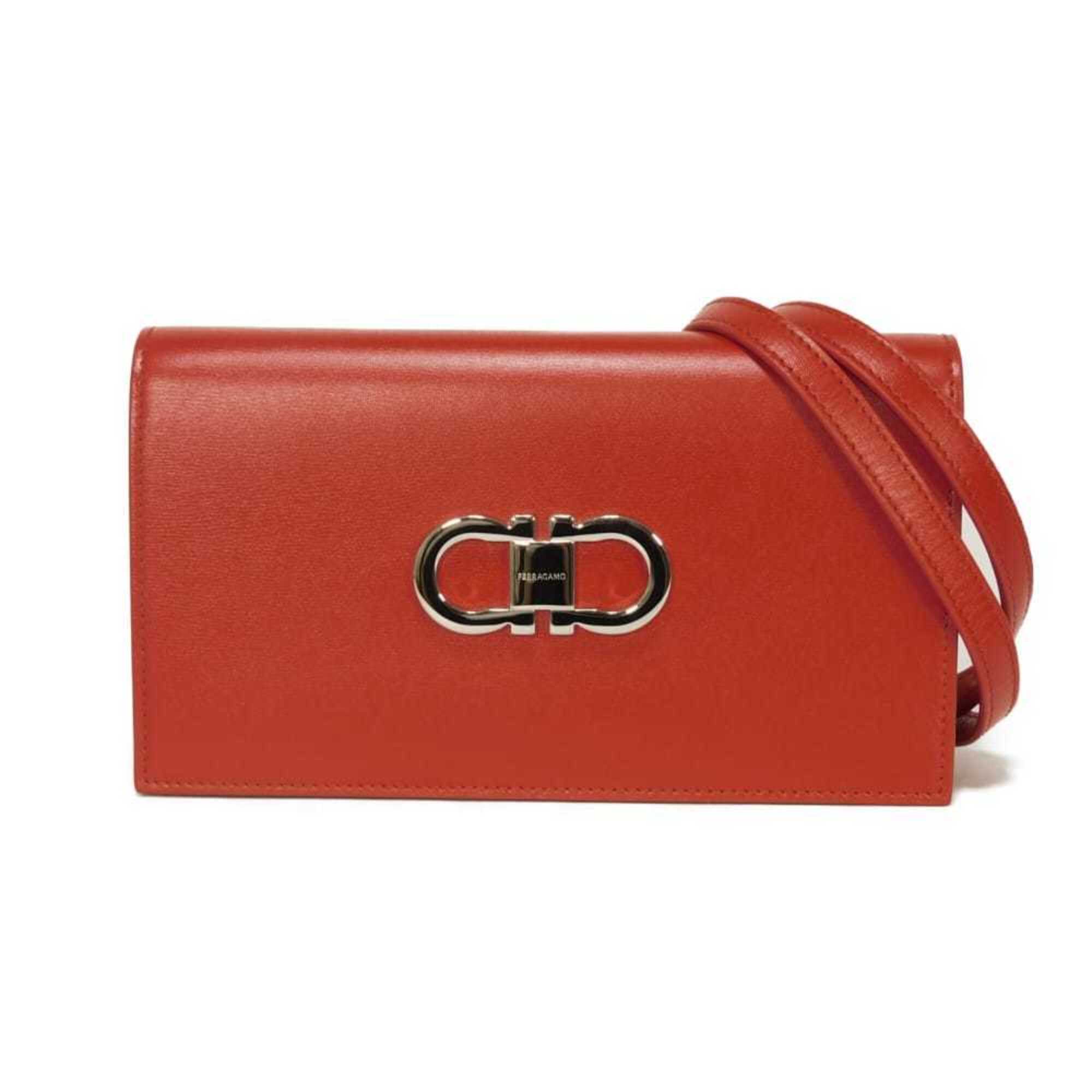 Salvatore Ferragamo Red Color Leather Shoulder Bag (Pre-Owned)