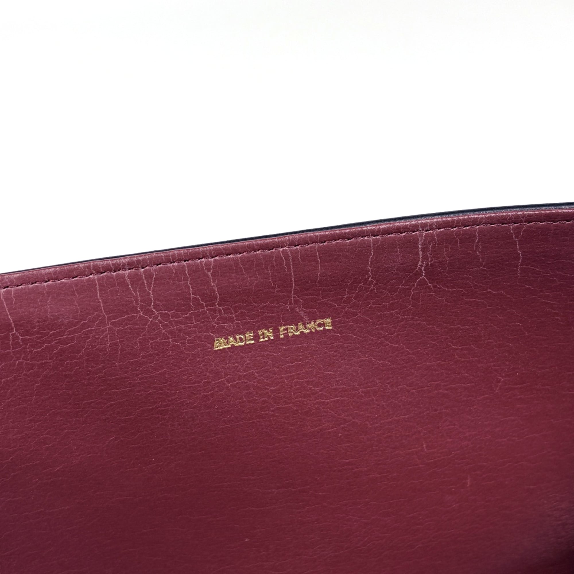 Chanel Black Leather Shoulder Bag (Pre-Owned)