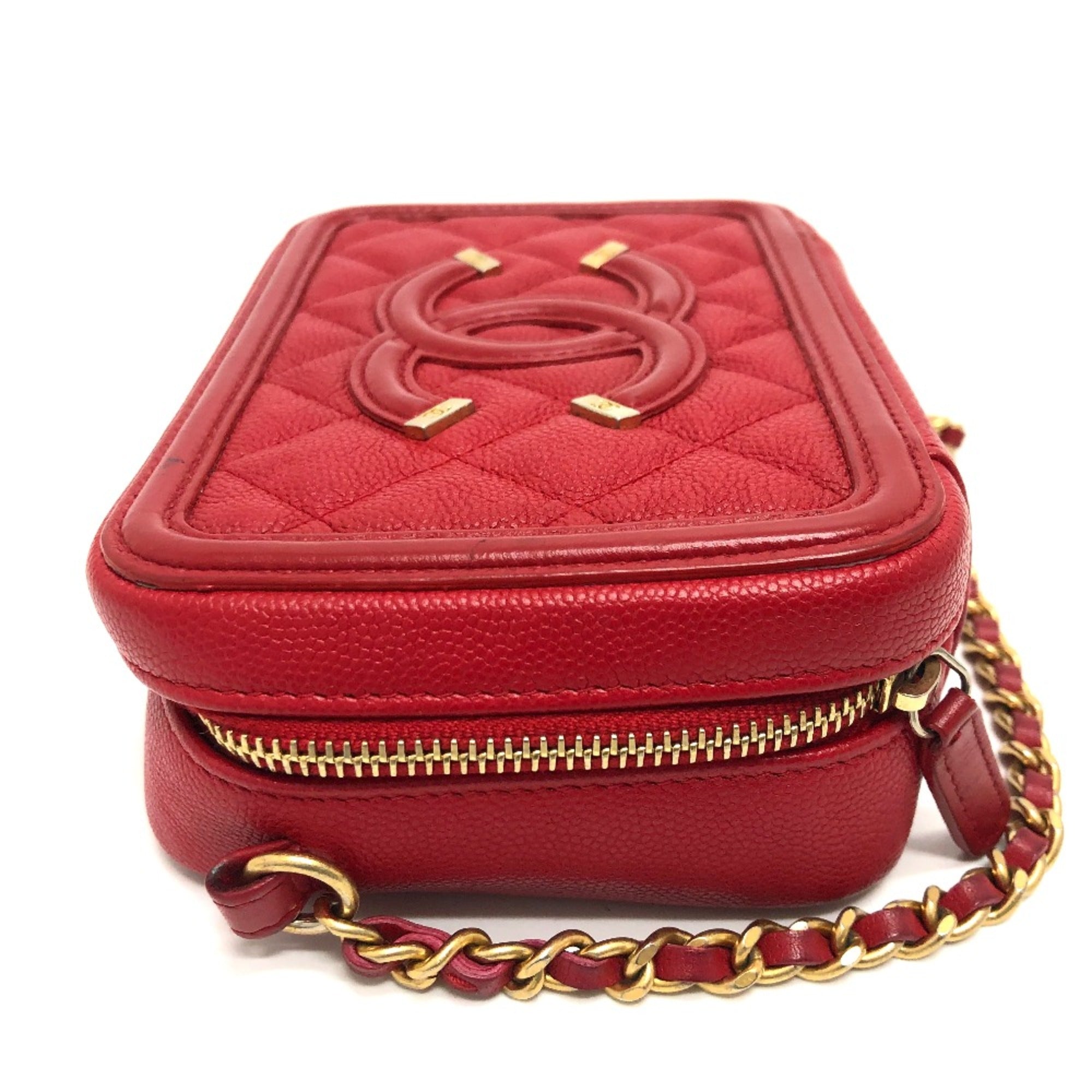 Chanel Red Leather Shoulder Bag (Pre-Owned)