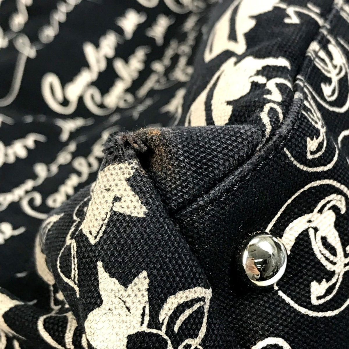 Chanel Black Cloth Tote Bag (Pre-Owned)