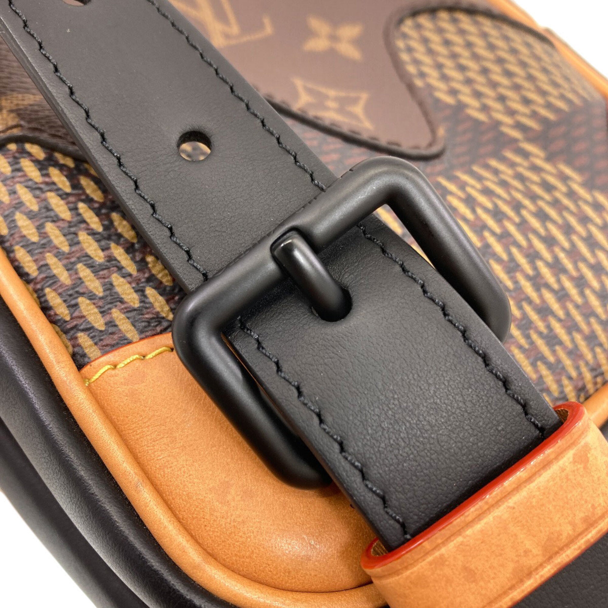 Louis Vuitton Monogram Monogram Sling Bag (Pre-Owned)