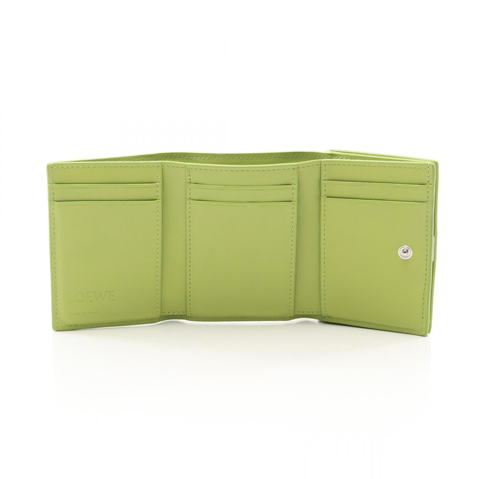 Loewe Green Leather Wallet (Tri-Fold) (Pre-Owned)