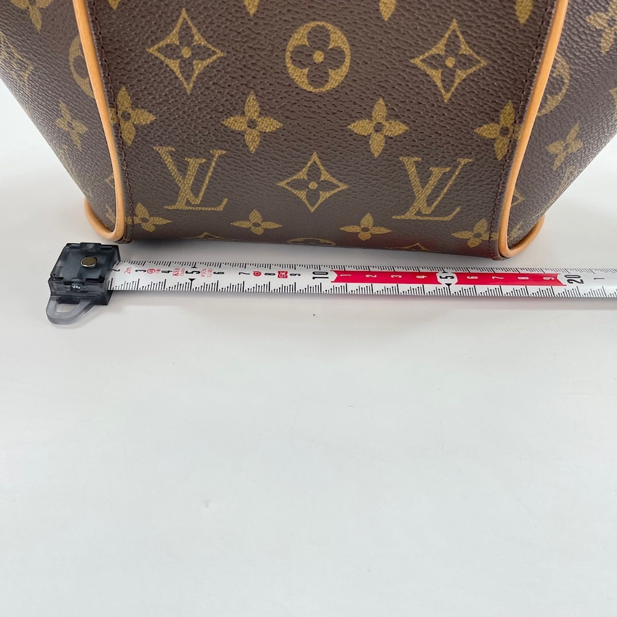 Louis Vuitton Brown Handbag (Pre-Owned)