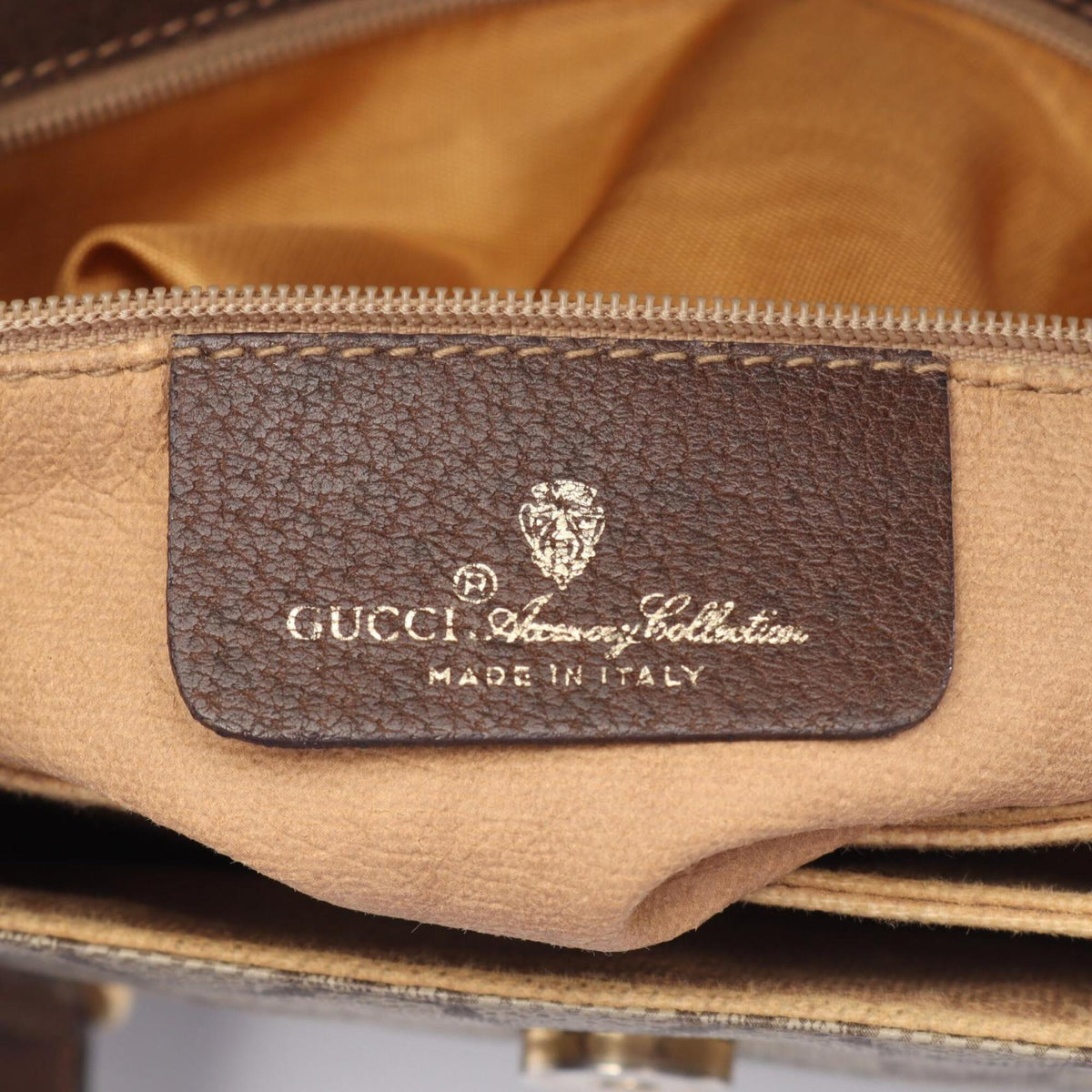 Gucci Beige Brown Gg Supreme Leather Handbag (Pre-Owned)