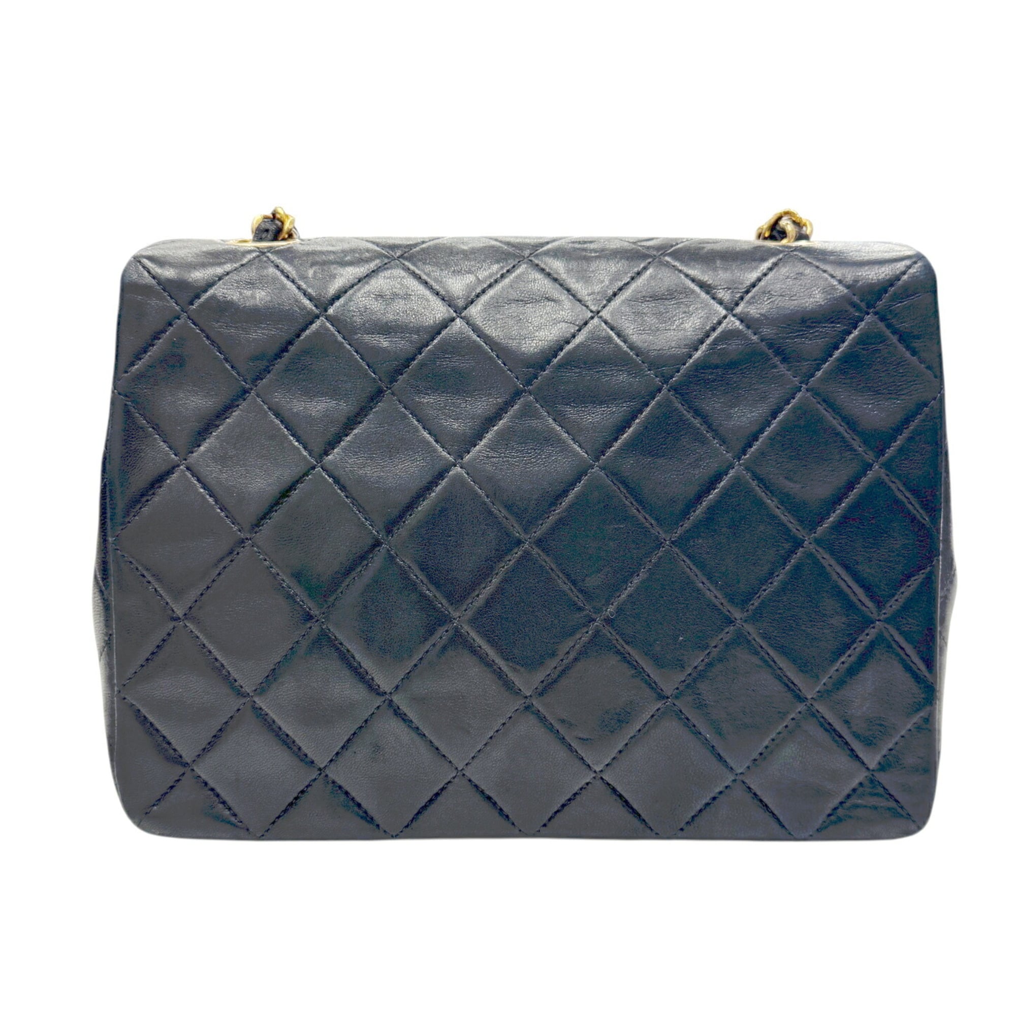 Chanel Black Leather Shoulder Bag (Pre-Owned)