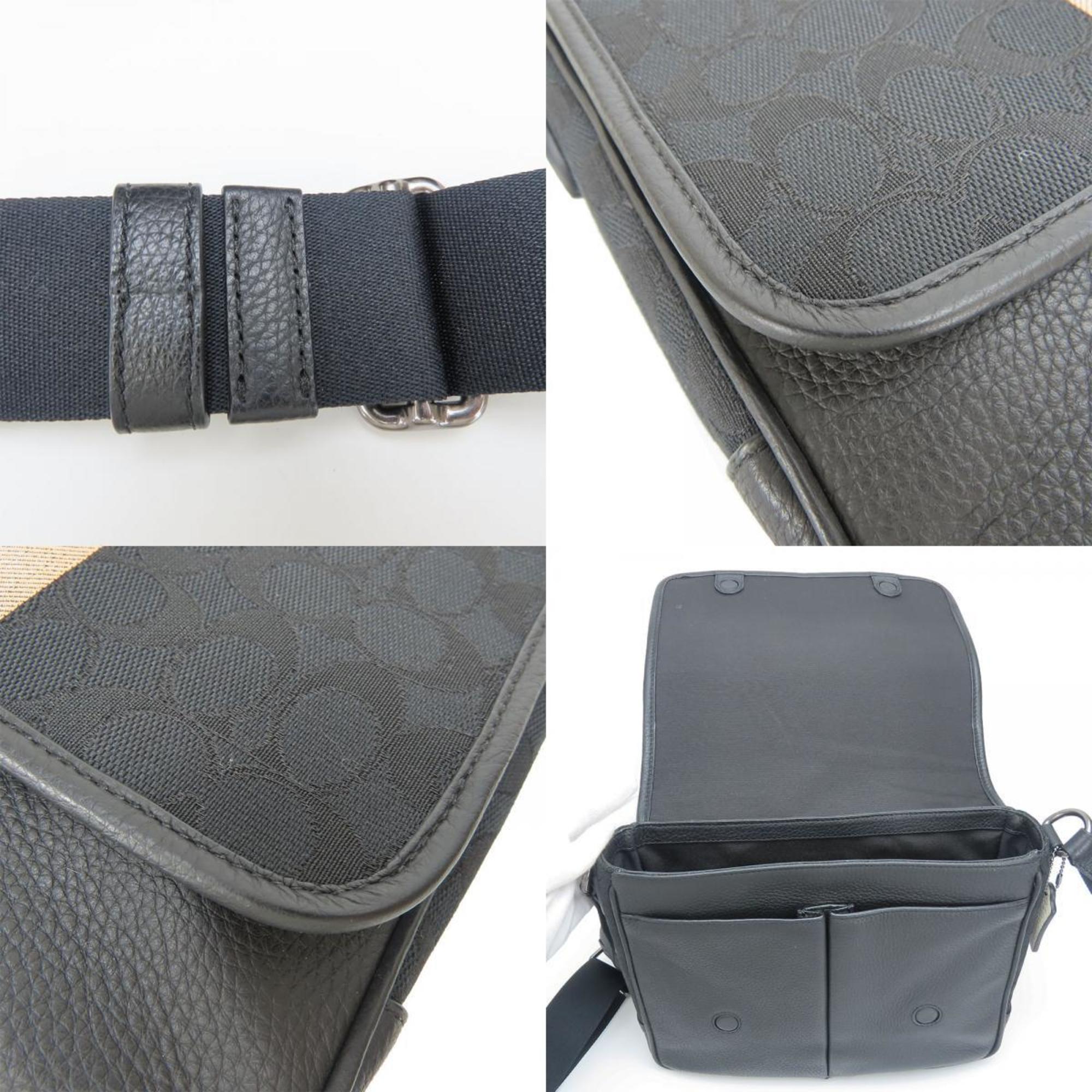 Coach Black Canvas Leather Shoulder Bag (Pre-Owned)