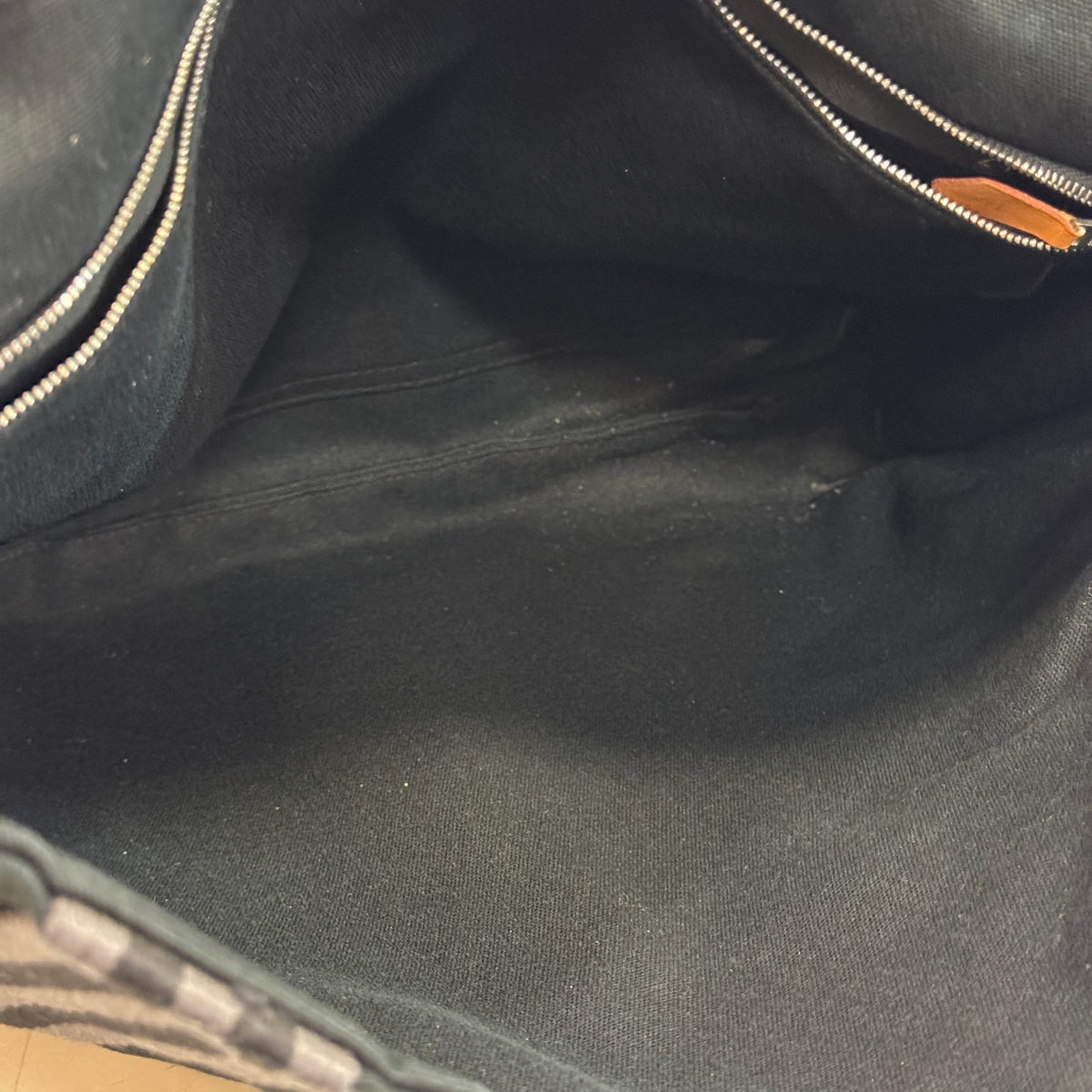 Hermes Black Canvas Shoulder Bag (Pre-Owned)
