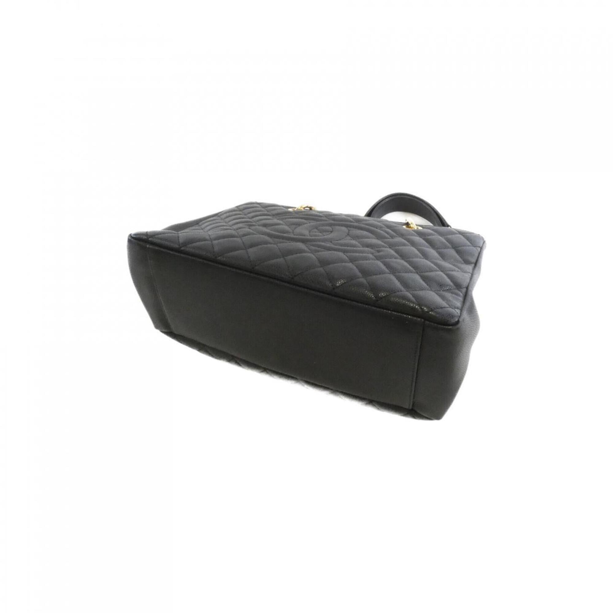 Chanel Black Grained Calfskin Shoulder Bag (Pre-Owned)