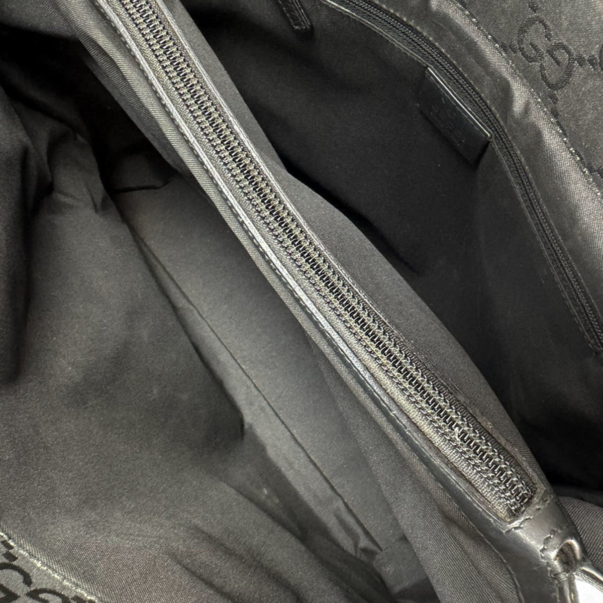 Gucci Black Nylon Canvas Handbag (Pre-Owned)