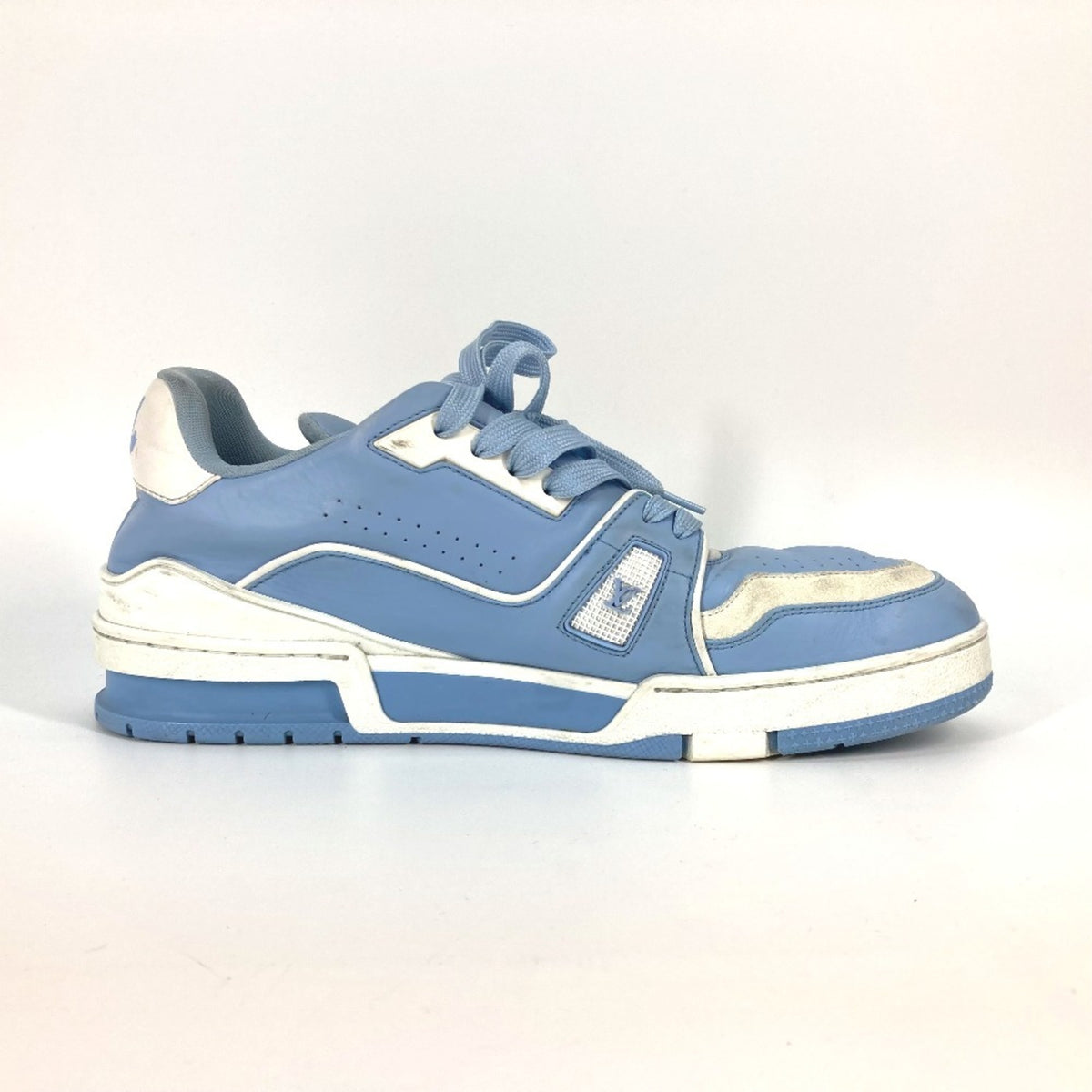 Louis Vuitton Blue White Sneakers (Pre-Owned)