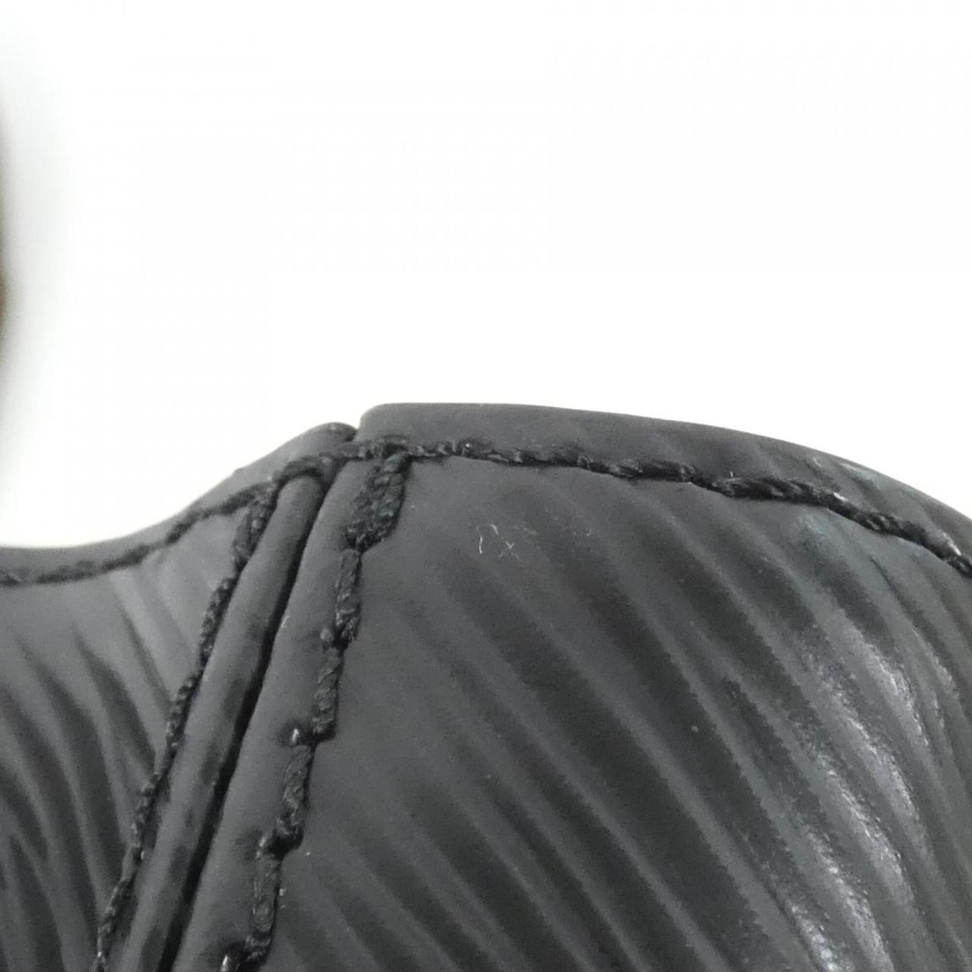 Louis Vuitton Black Leather Shoulder Bag (Pre-Owned)