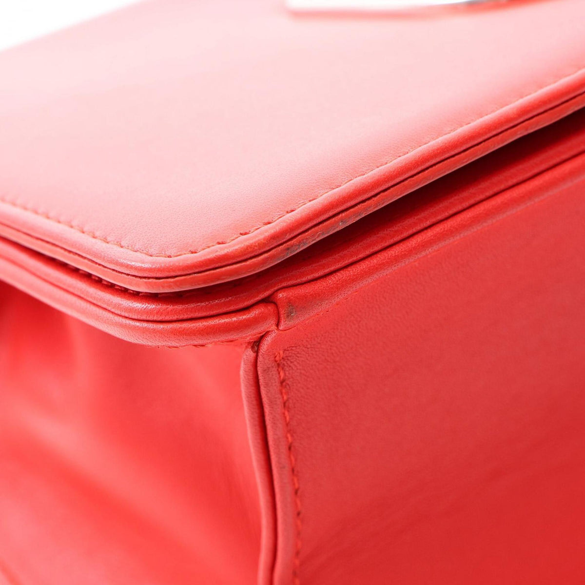 Christian Dior Red Color Leather Handbag Shoulder Bag (Pre-Owned)