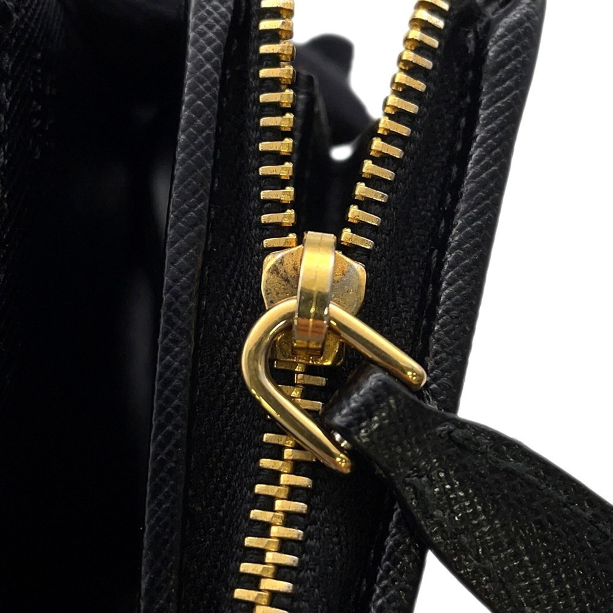 Prada Saffiano Black Leather Wallet (Bi-Fold) (Pre-Owned)