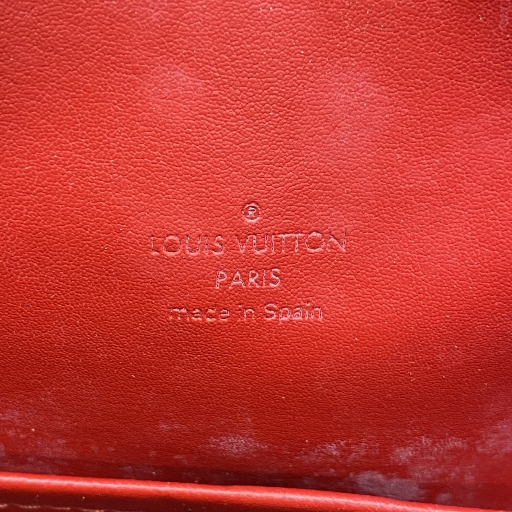 Louis Vuitton Rouge Handbag (Pre-Owned)