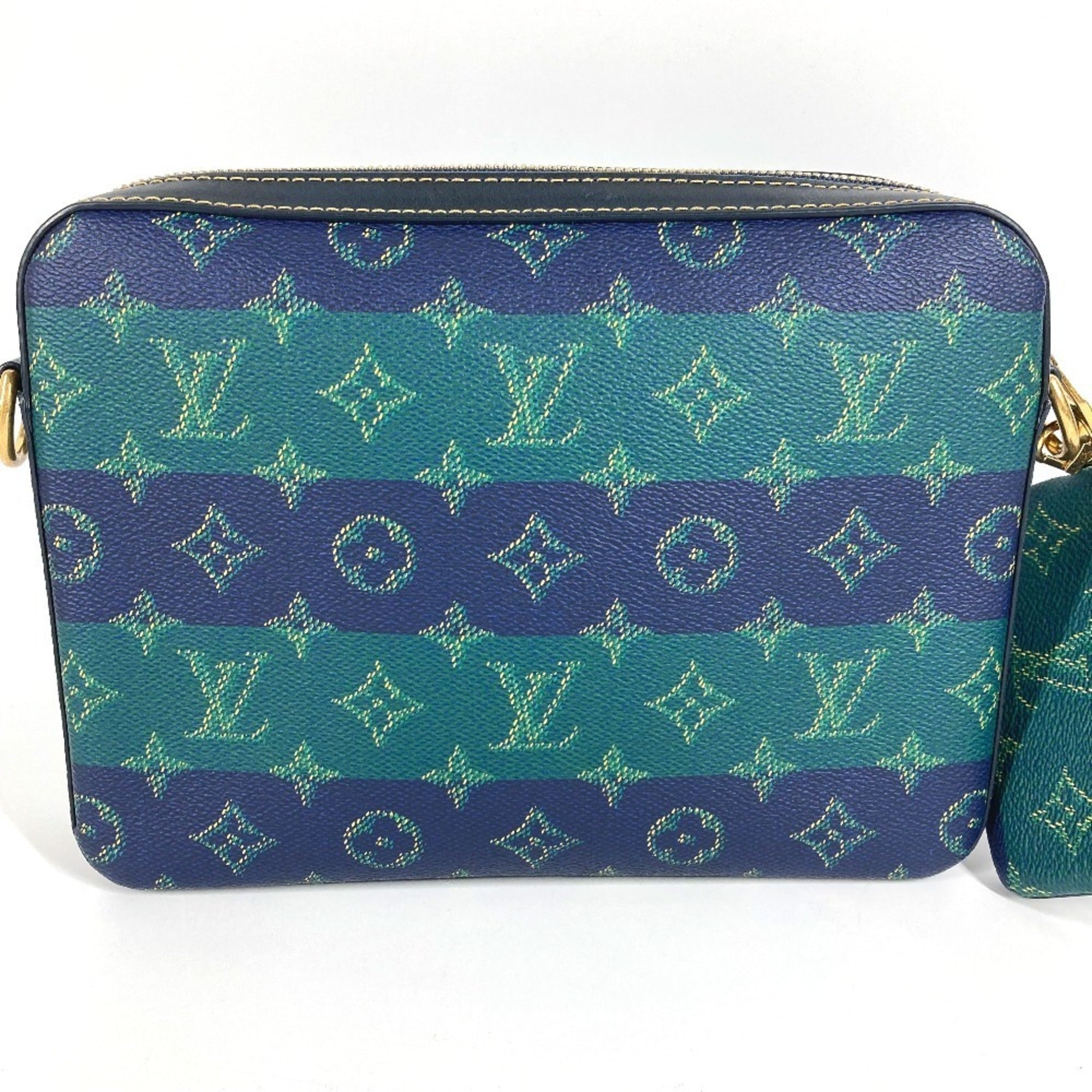 Louis Vuitton Blue Green Clutch Bag (Pre-Owned)