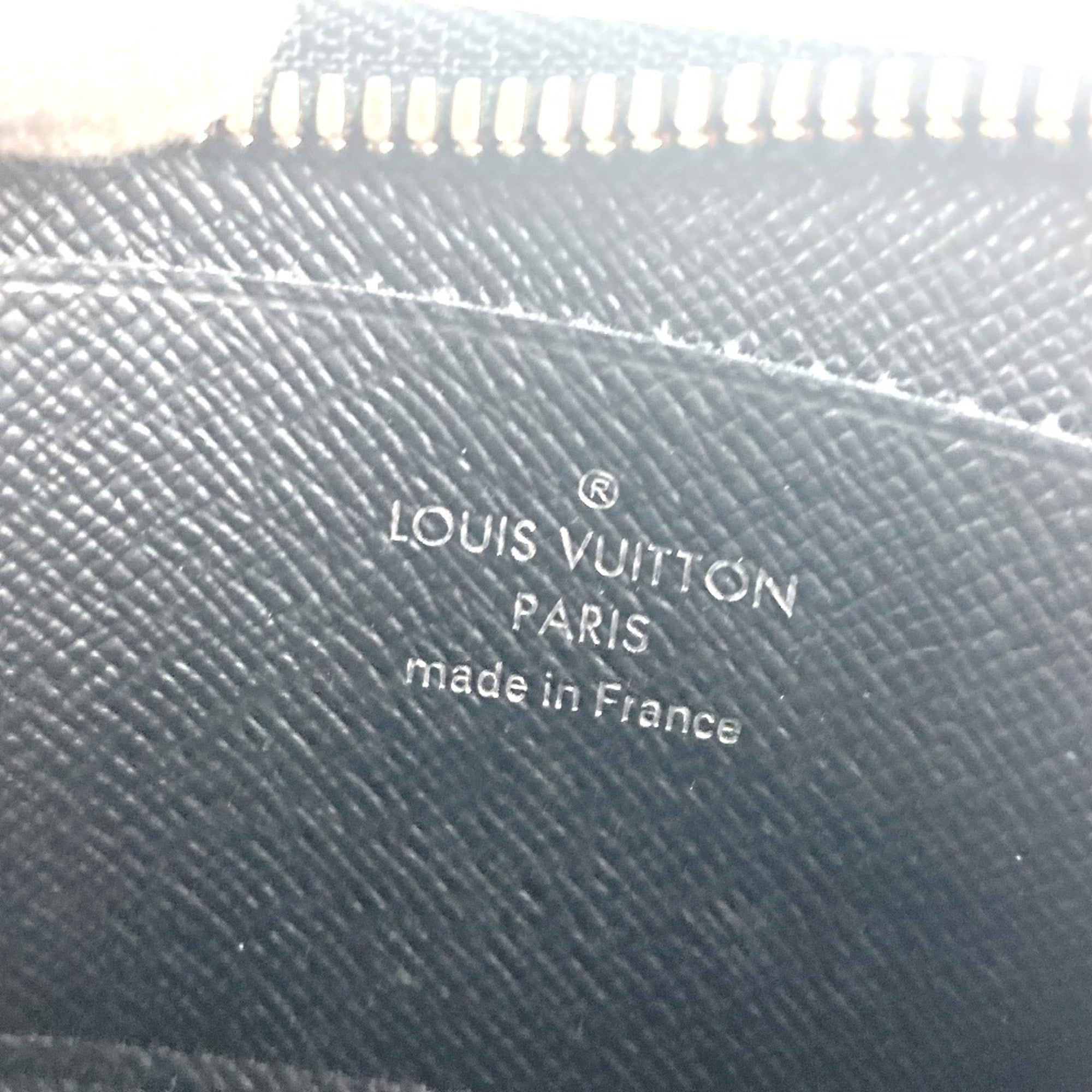 Louis Vuitton Ardoise Black Taiga Leather Coin Purse/Coin Case (Pre-Owned)