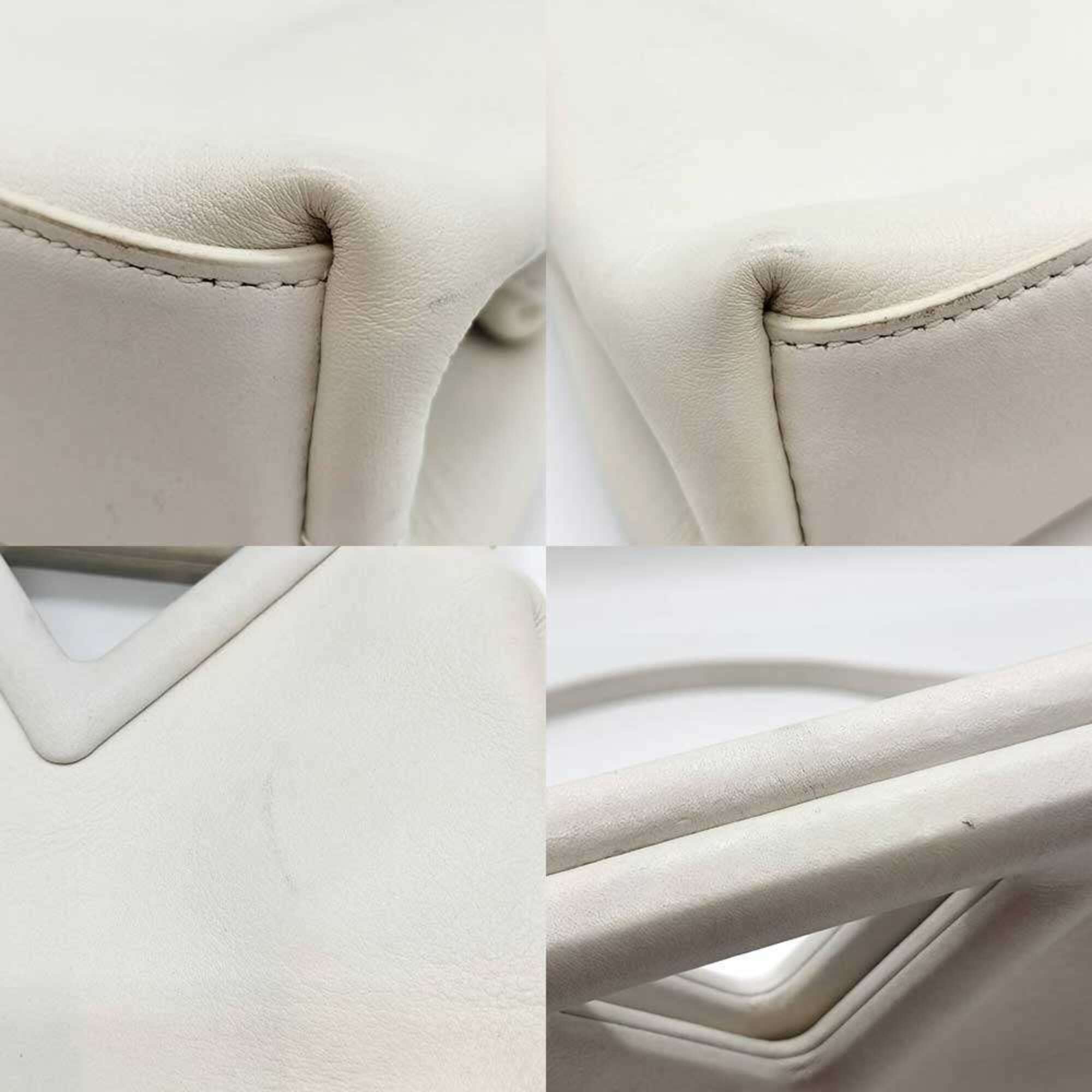 Bottega Veneta Ivory White Leather Shoulder Bag (Pre-Owned)