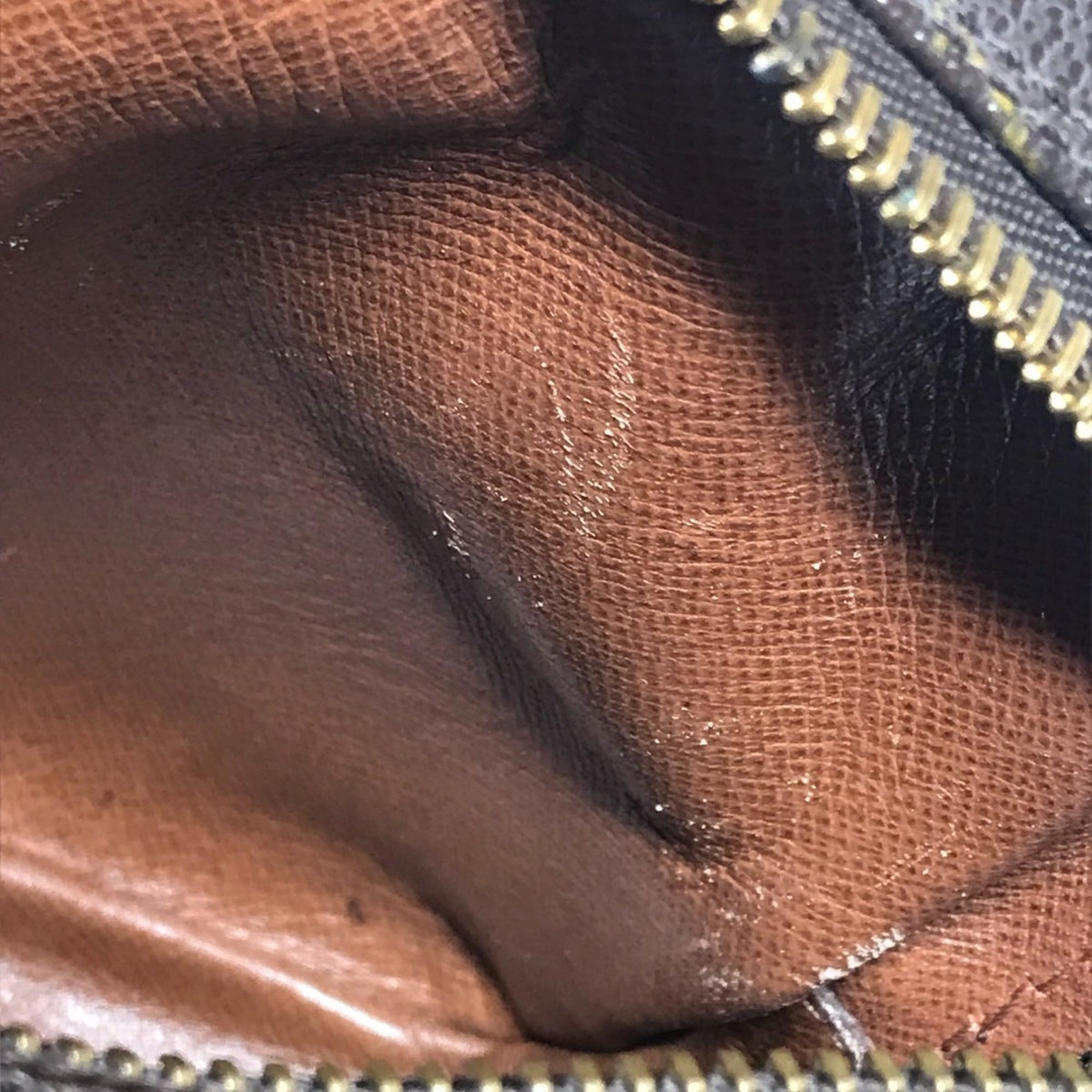 Louis Vuitton Brown Monogram Canvas Pochette Shoulder Bag (Pre-Owned)