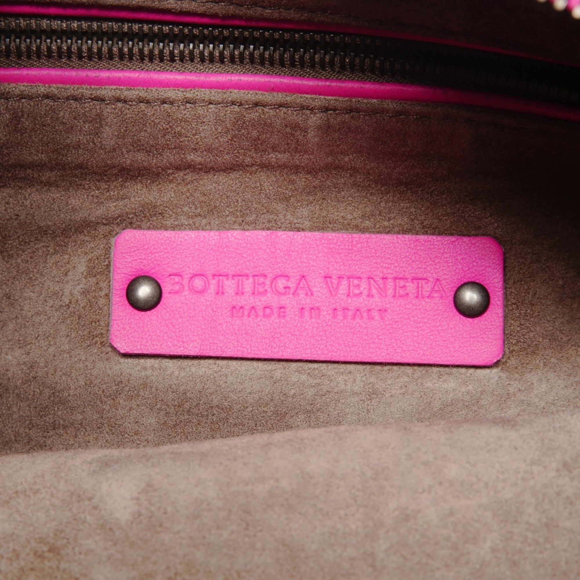 Bottega Veneta Intrecciato Pink Handbag (Pre-Owned)