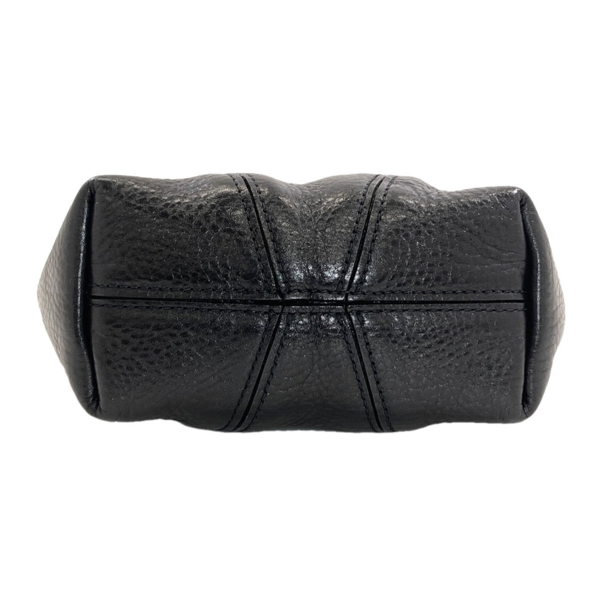 Chloé Black Leather Handbag (Pre-Owned)