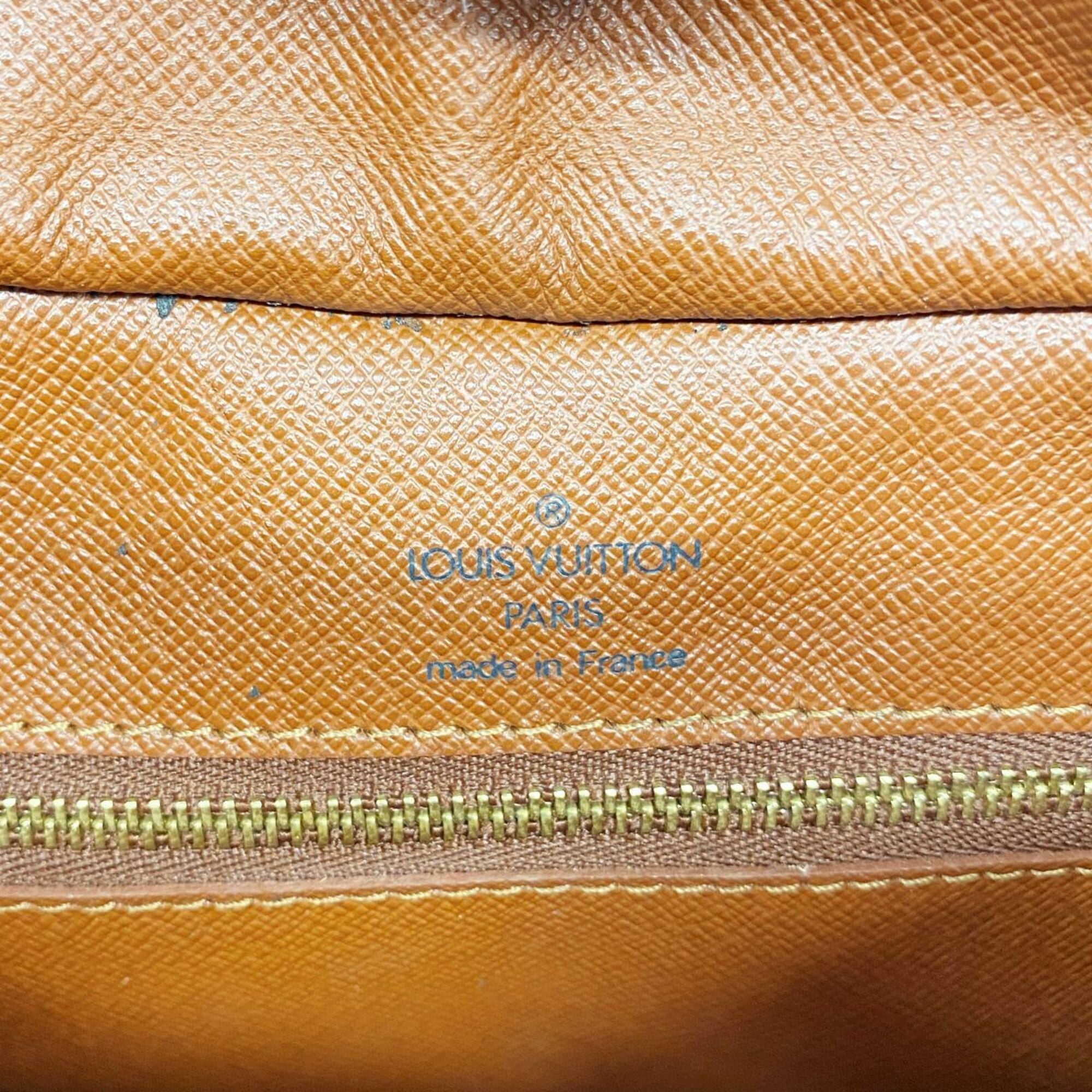 Louis Vuitton Brown Shoulder Bag (Pre-Owned)