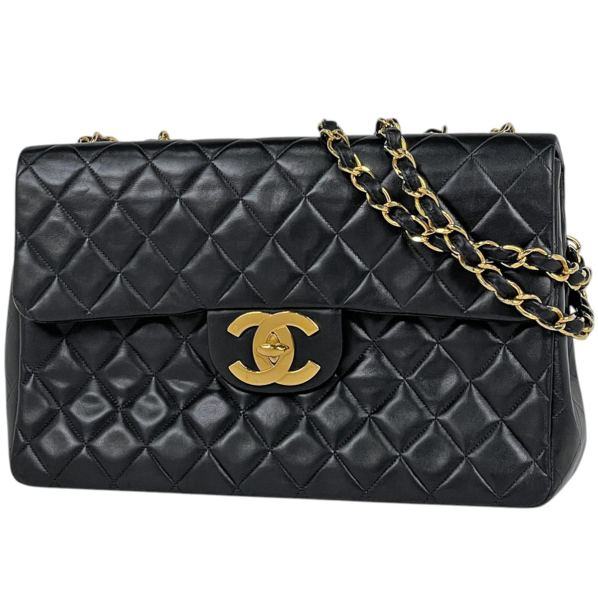 Chanel Black Leather Shoulder Bag (Pre-Owned)
