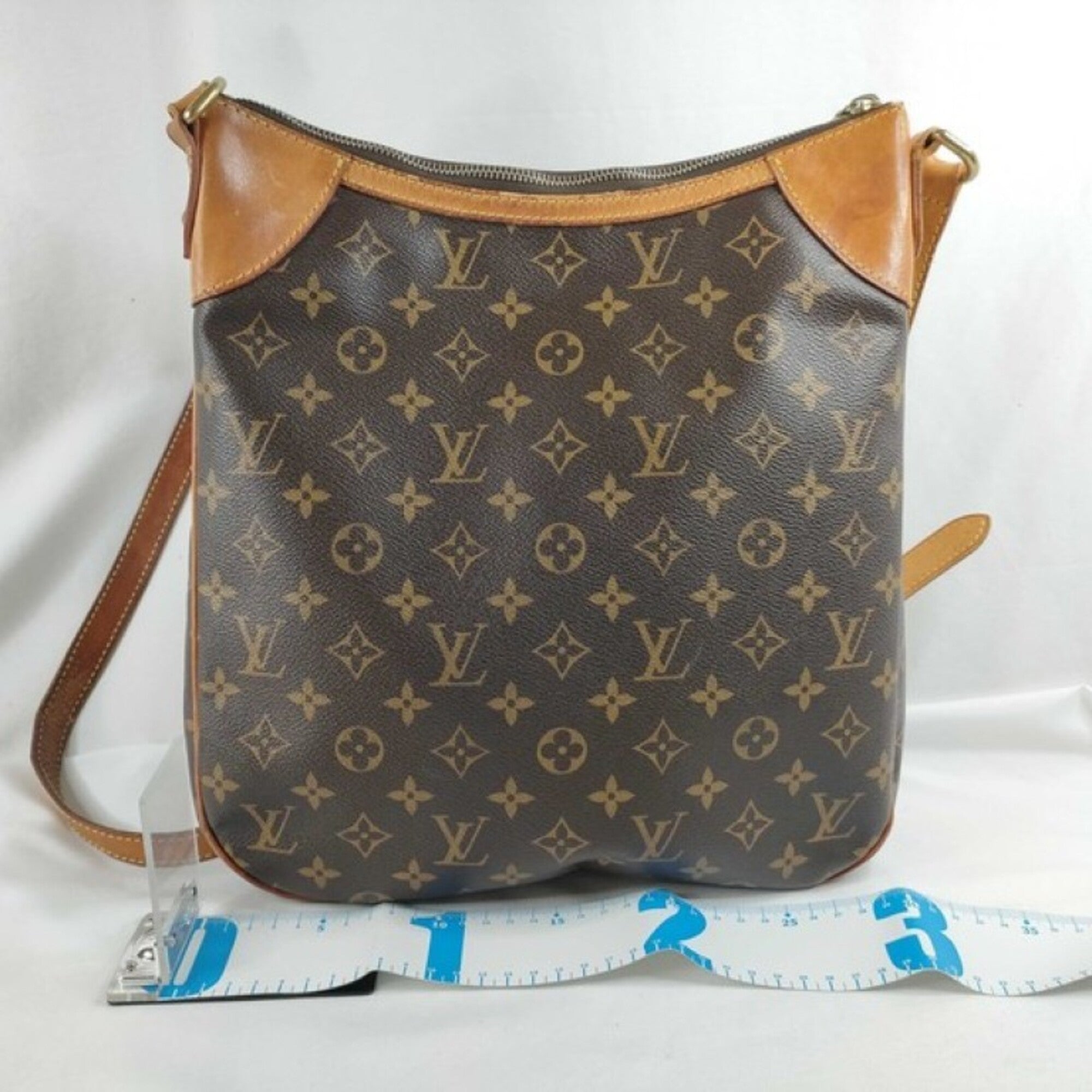 Louis Vuitton Brown Monogram Monogram Shoulder Bag (Pre-Owned)