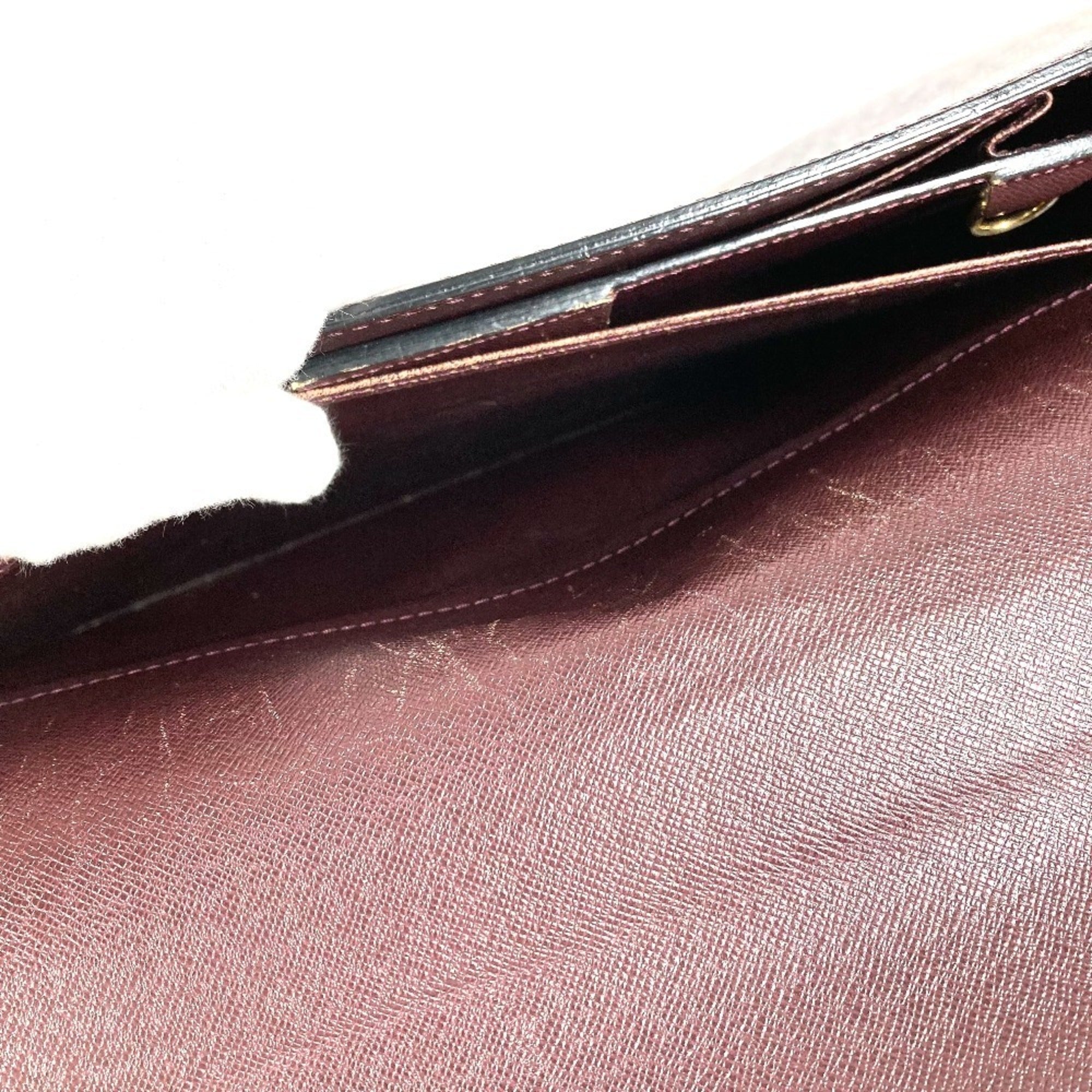 Louis Vuitton Acajou Purple Taiga Leather Briefcase Handbag (Pre-Owned)