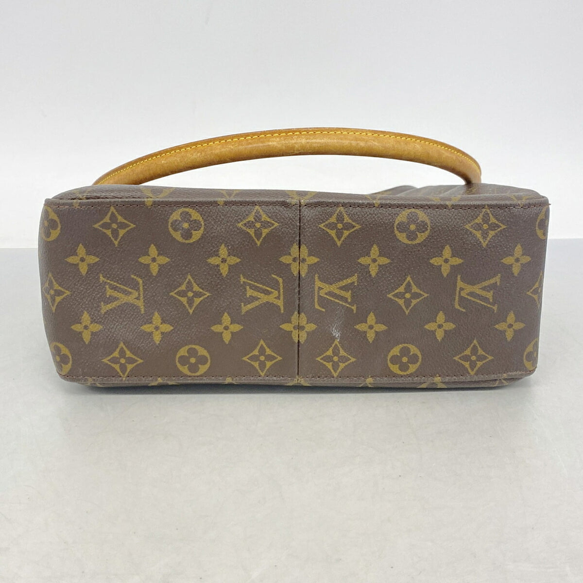 Louis Vuitton Brown Shoulder Bag (Pre-Owned)