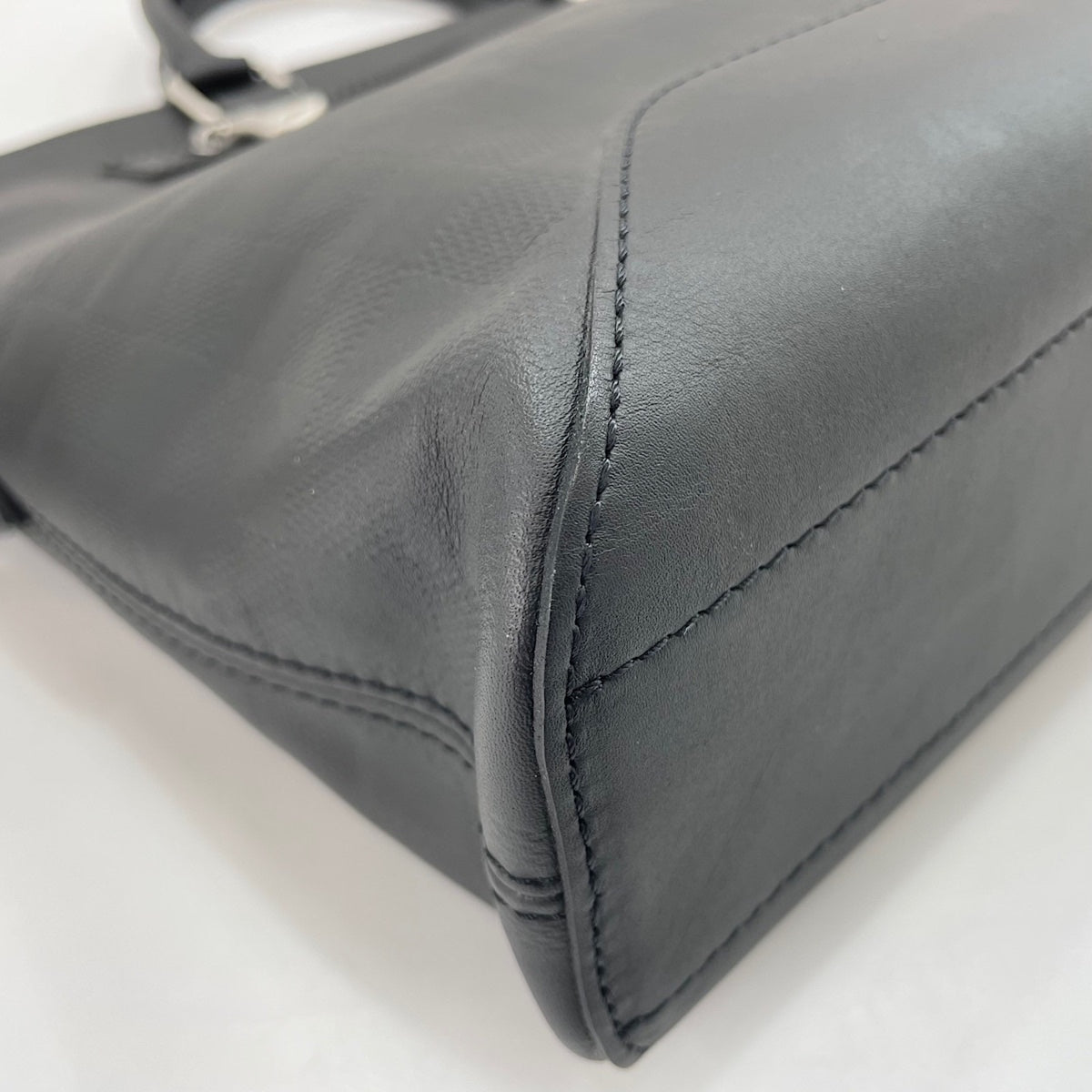Louis Vuitton Black Briefcase (Pre-Owned)